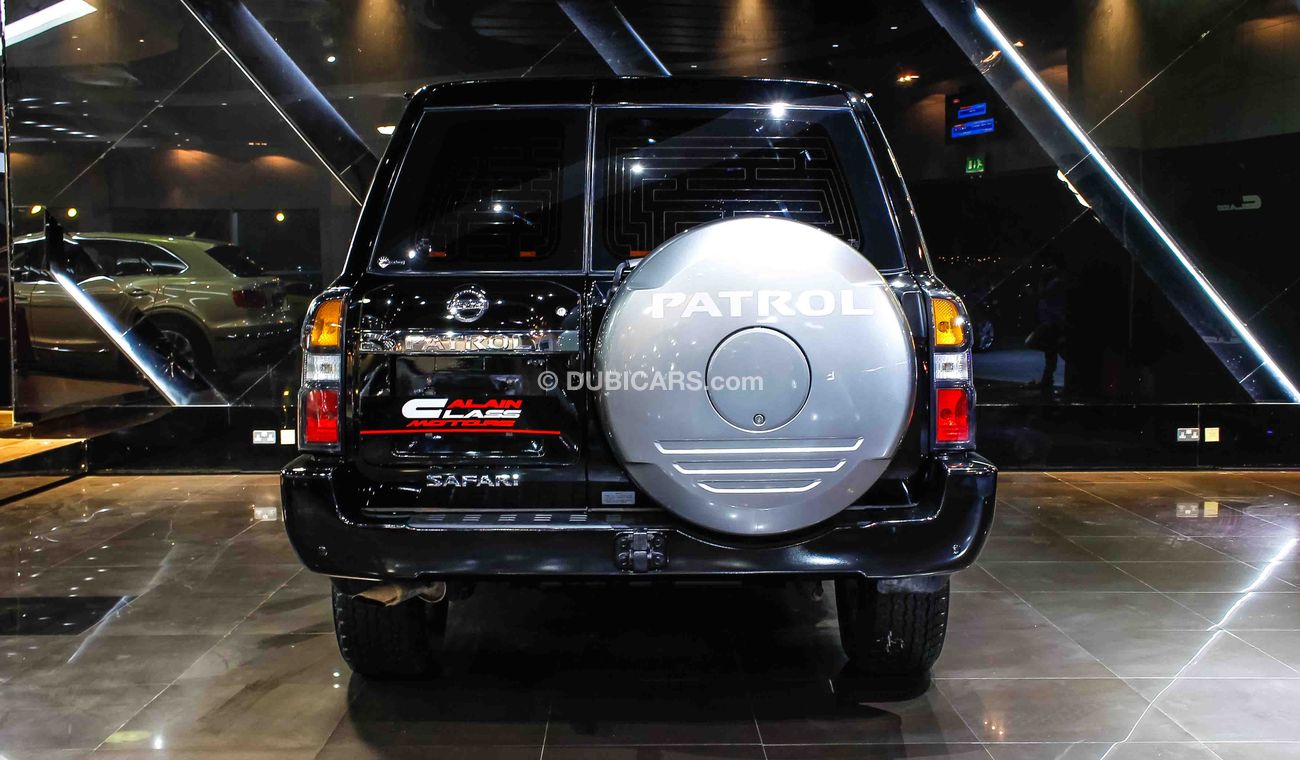 Nissan Patrol Super Safari