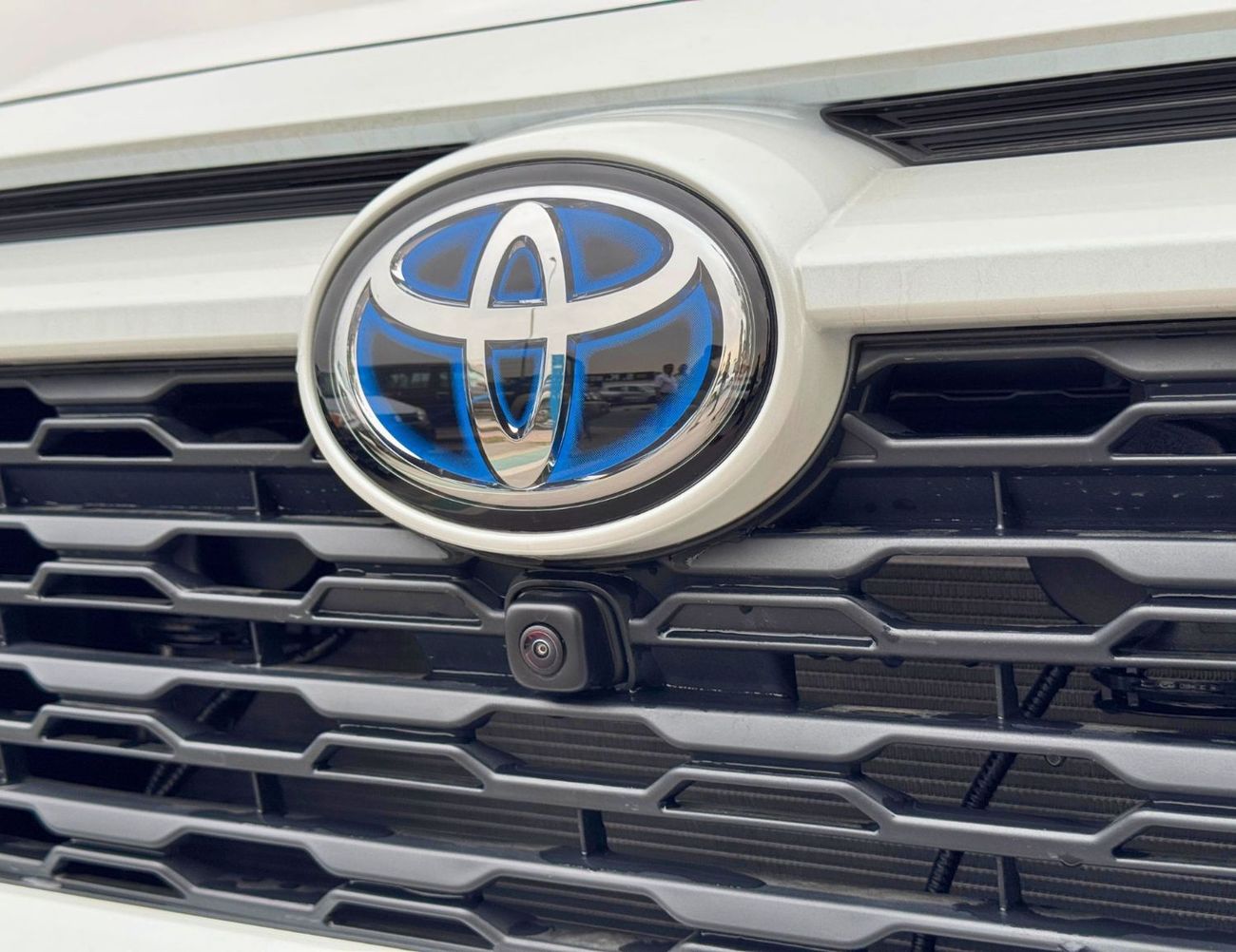 Toyota RAV4 ELITE / 2.5L HYBRID / 360* WITH PANORAMIC ROOF / FULL OPTION (CODE # 69049)