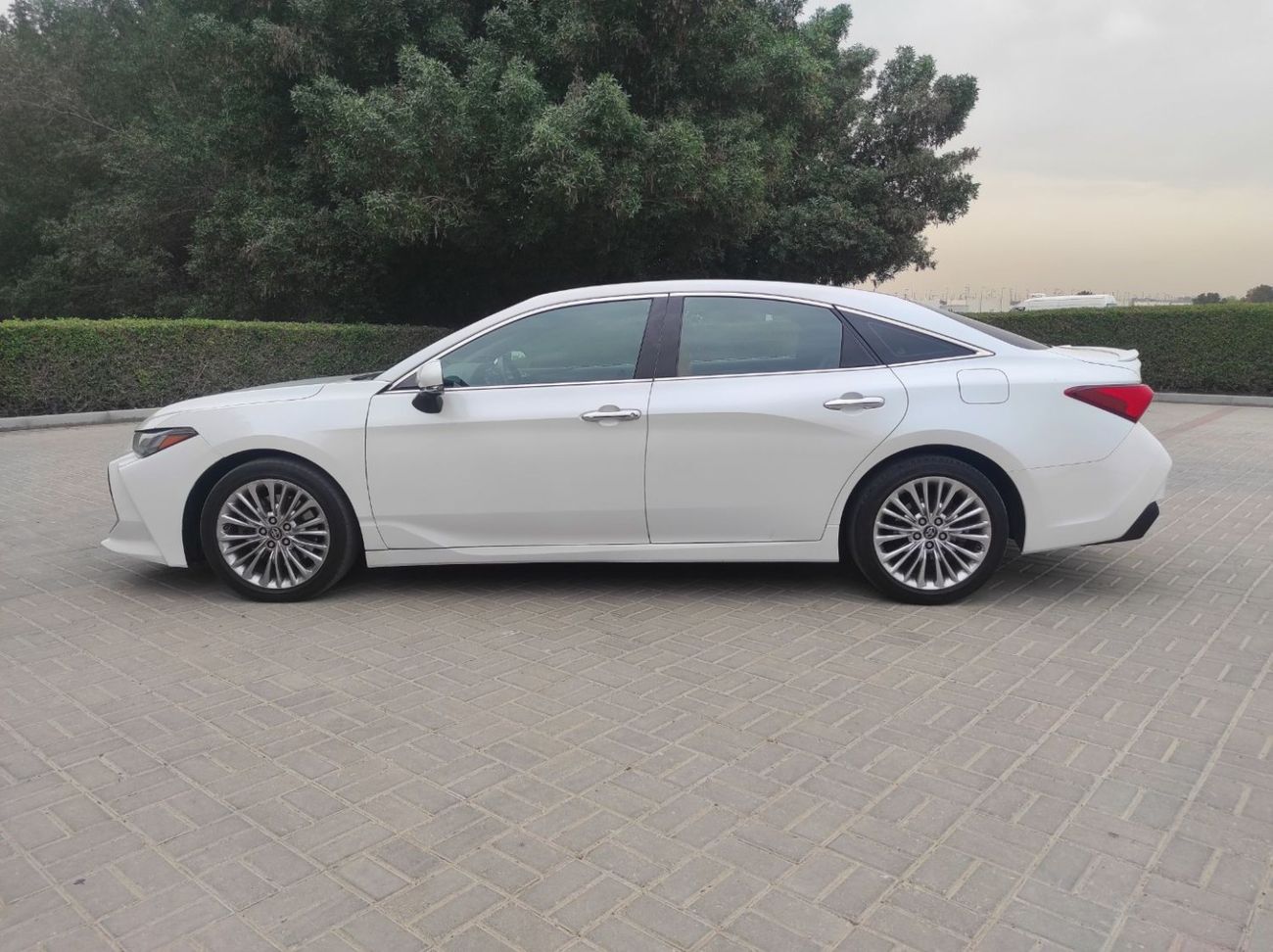 تويوتا افالون Limited 3.5L