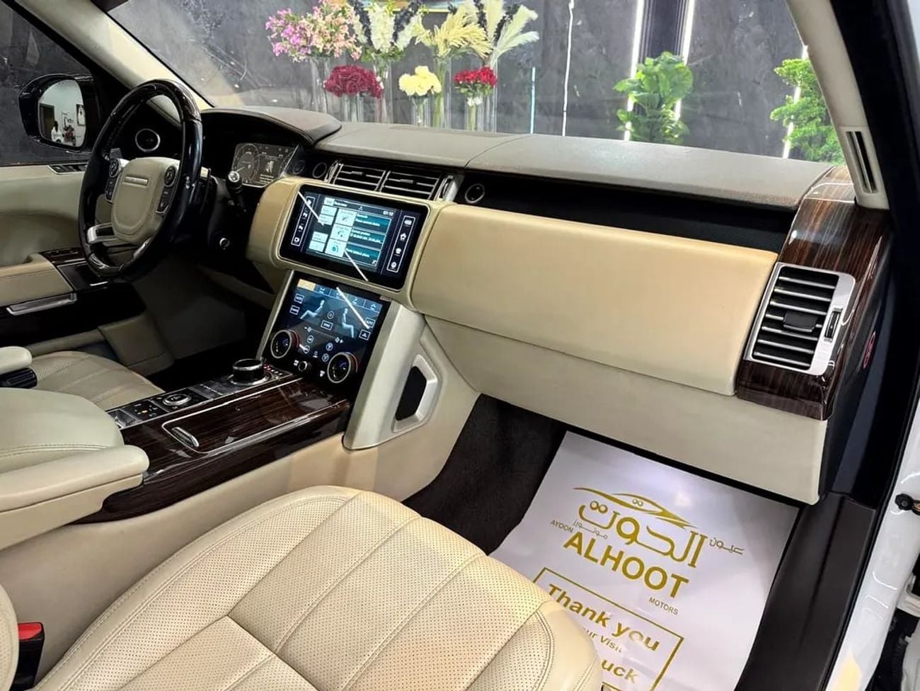 Land Rover Range Rover HSE LWB Autobiography P400 3.0L VOGUE FACELIFT || GCC SPECS || FABULOUS CONDITION || TOP OPTIONS ||