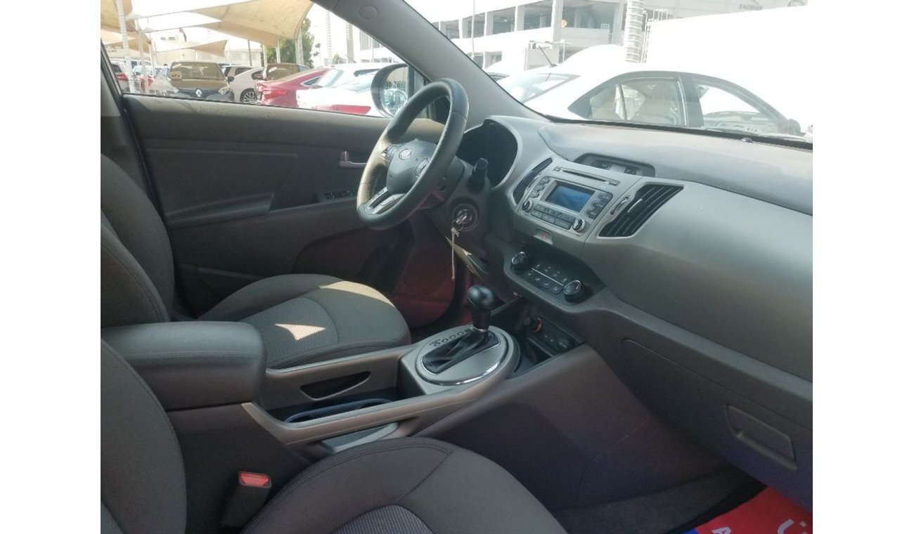 Kia Sportage 2015 for sale Car is Mileage is around km Transmission is Located in Amman and is for T