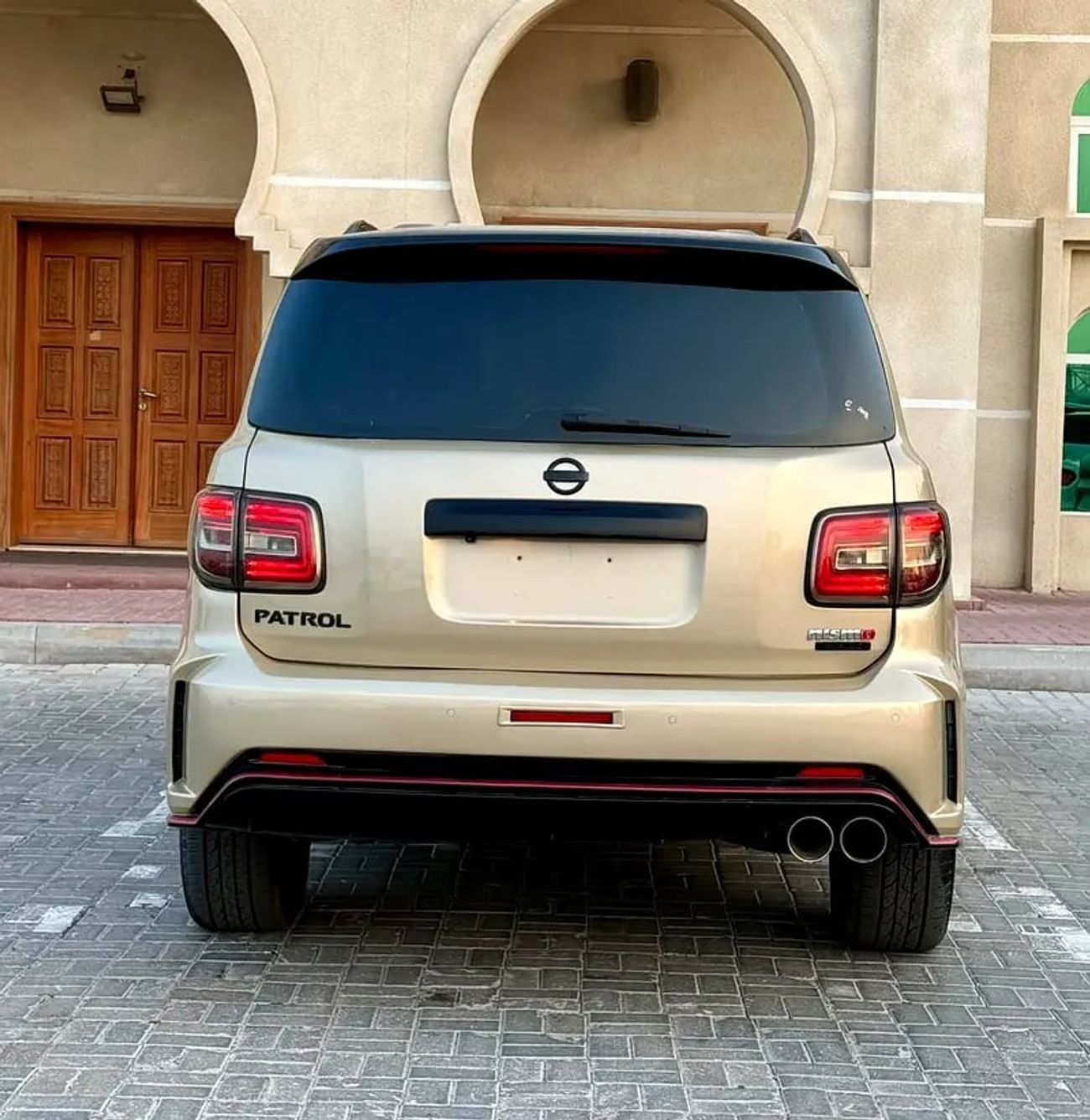 Nissan Patrol LE PLATINUM - GCC Specs - Pristine Condition