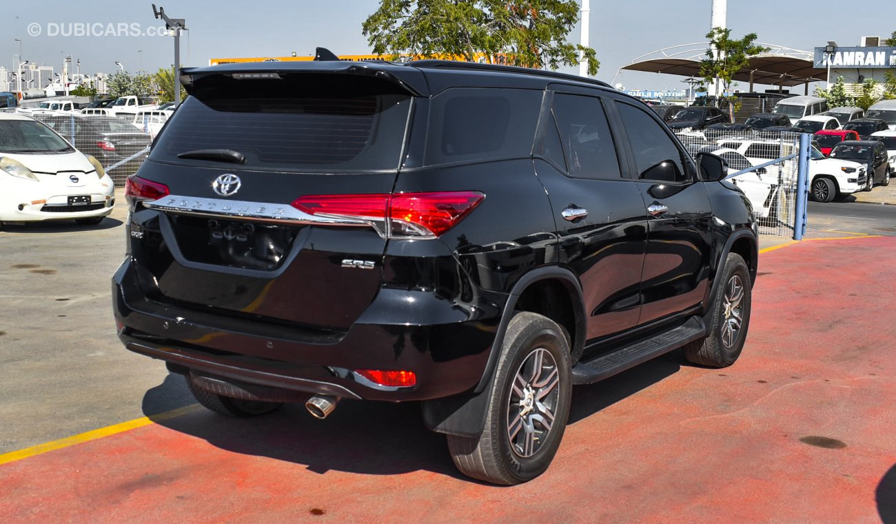 Toyota Fortuner SR5