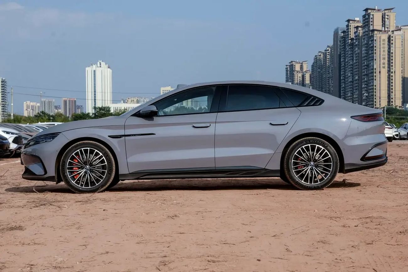 BYD HAN LIDAR 701KM INTELLIGENT DRIVING