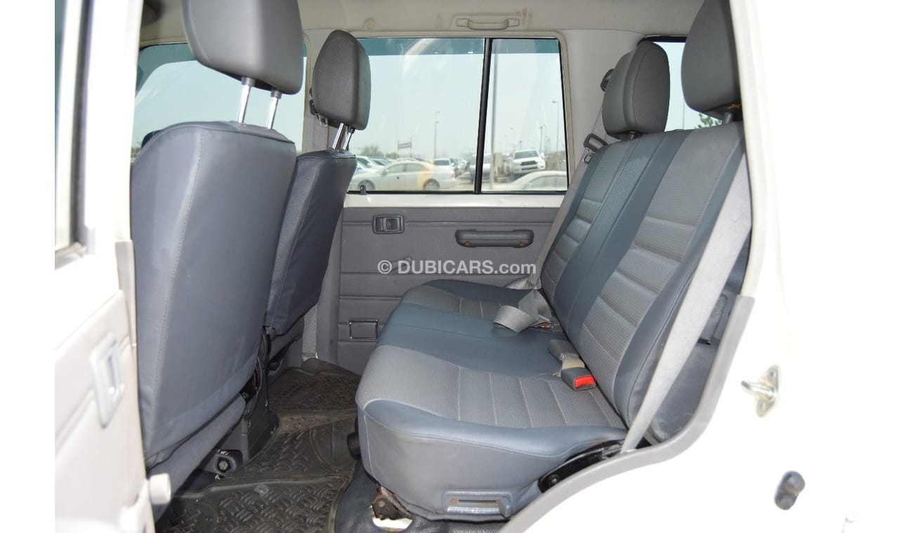 تويوتا لاند كروزر 70 Full option clean car
