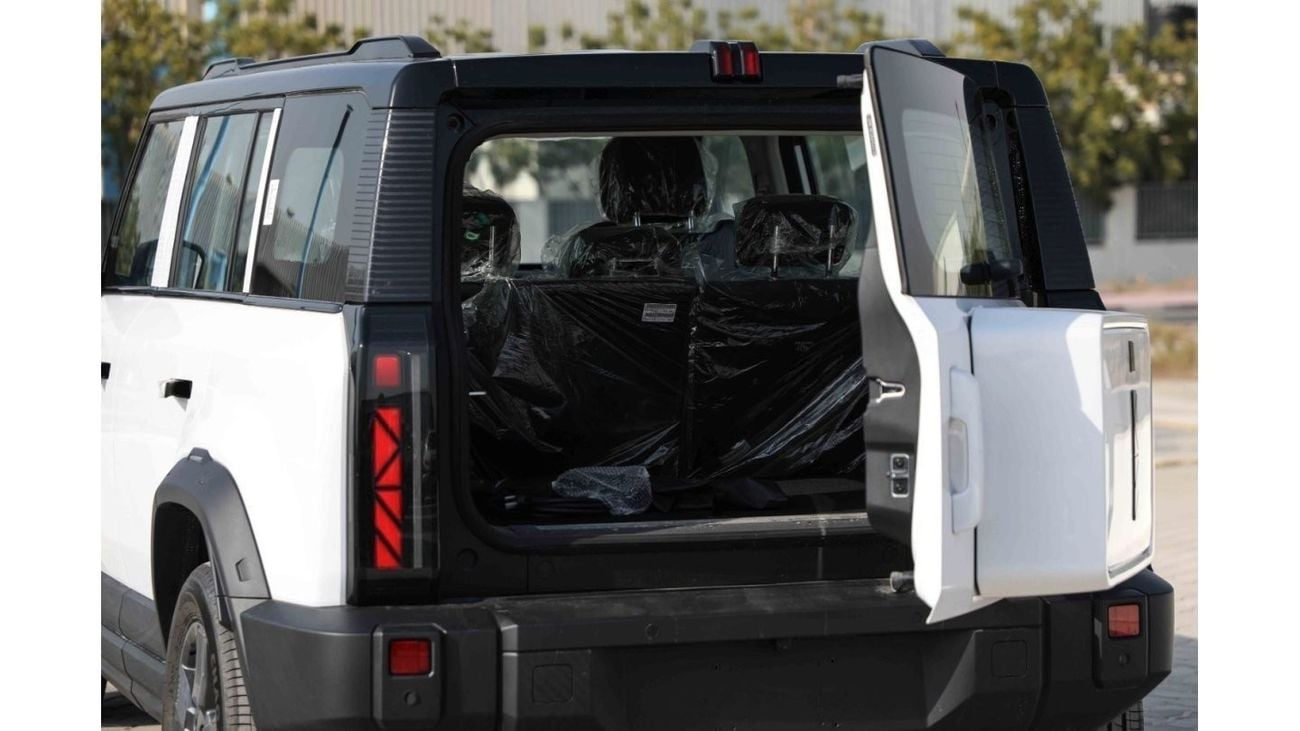 Chery iCar 03 2024 ICAR EQ3 V2 Long Range - White inside White | Export Only