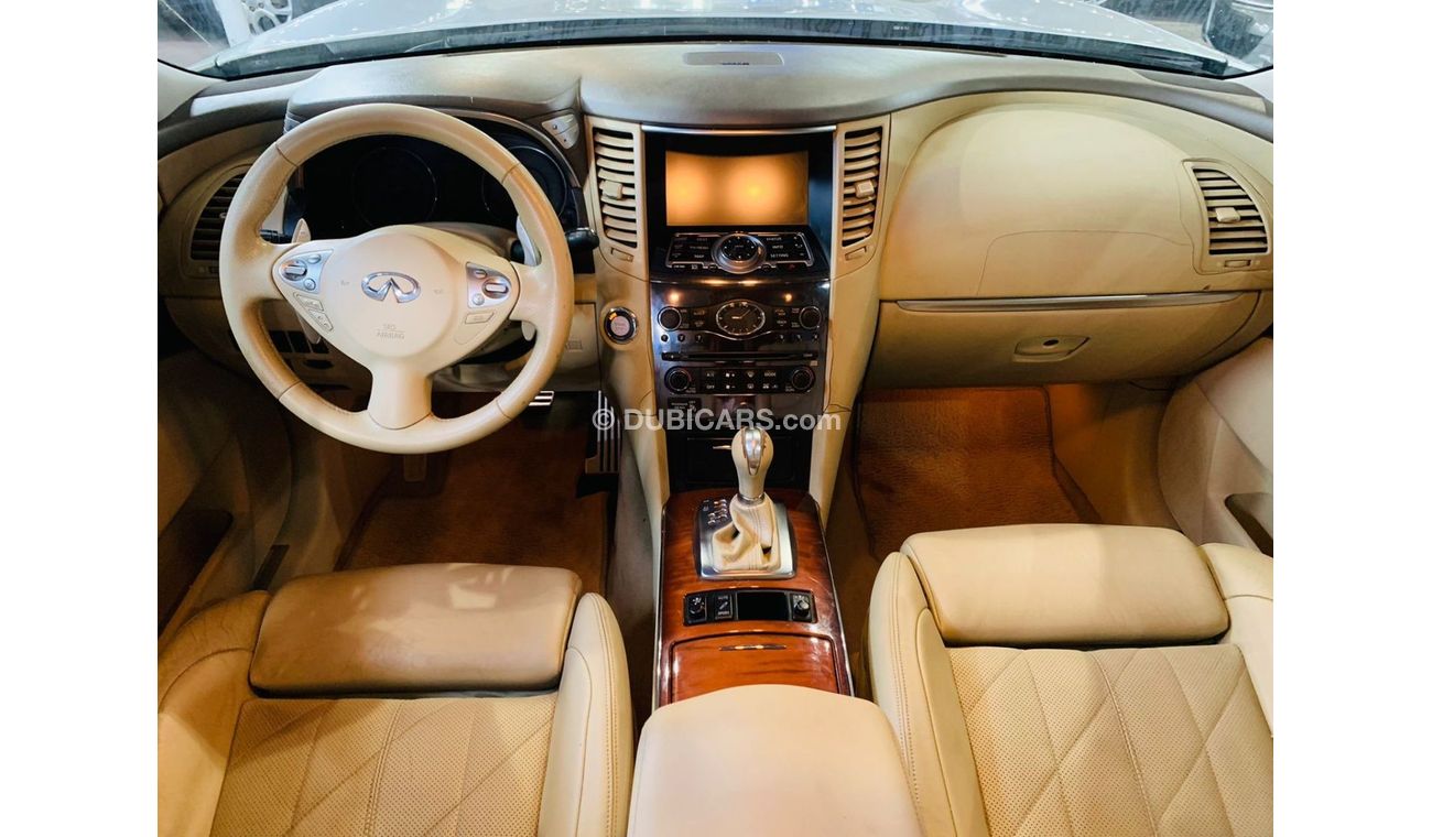 Infiniti FX50 INFINITI FX50 2009