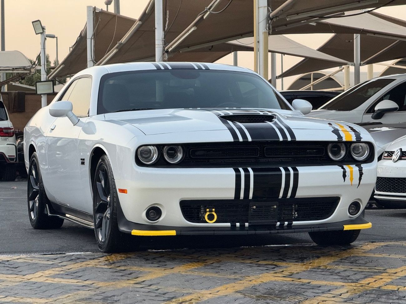 Dodge Challenger SXT Plus 3.6L