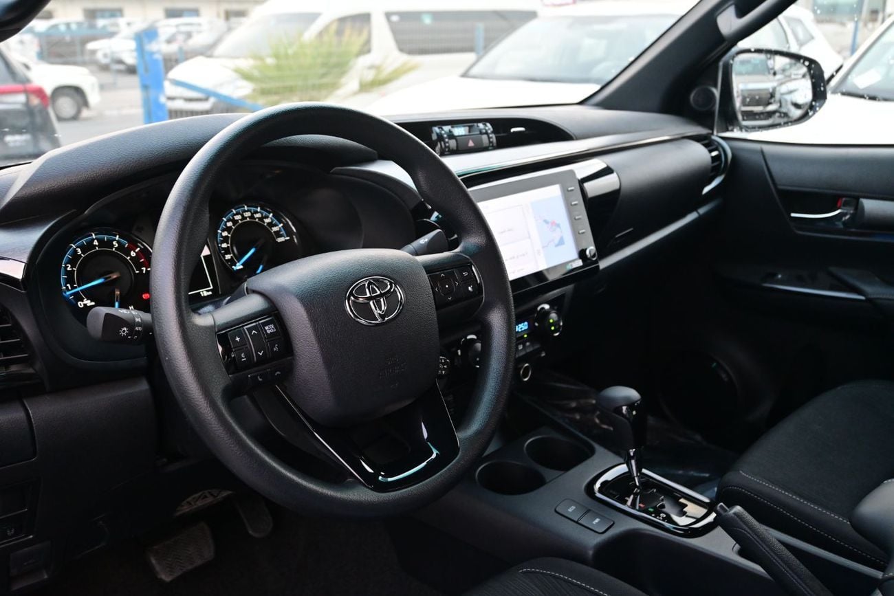 تويوتا هيلوكس Toyota Hilux Adventure 4.0L V6, Petrol, 4WD, Pickup, Model 2025
