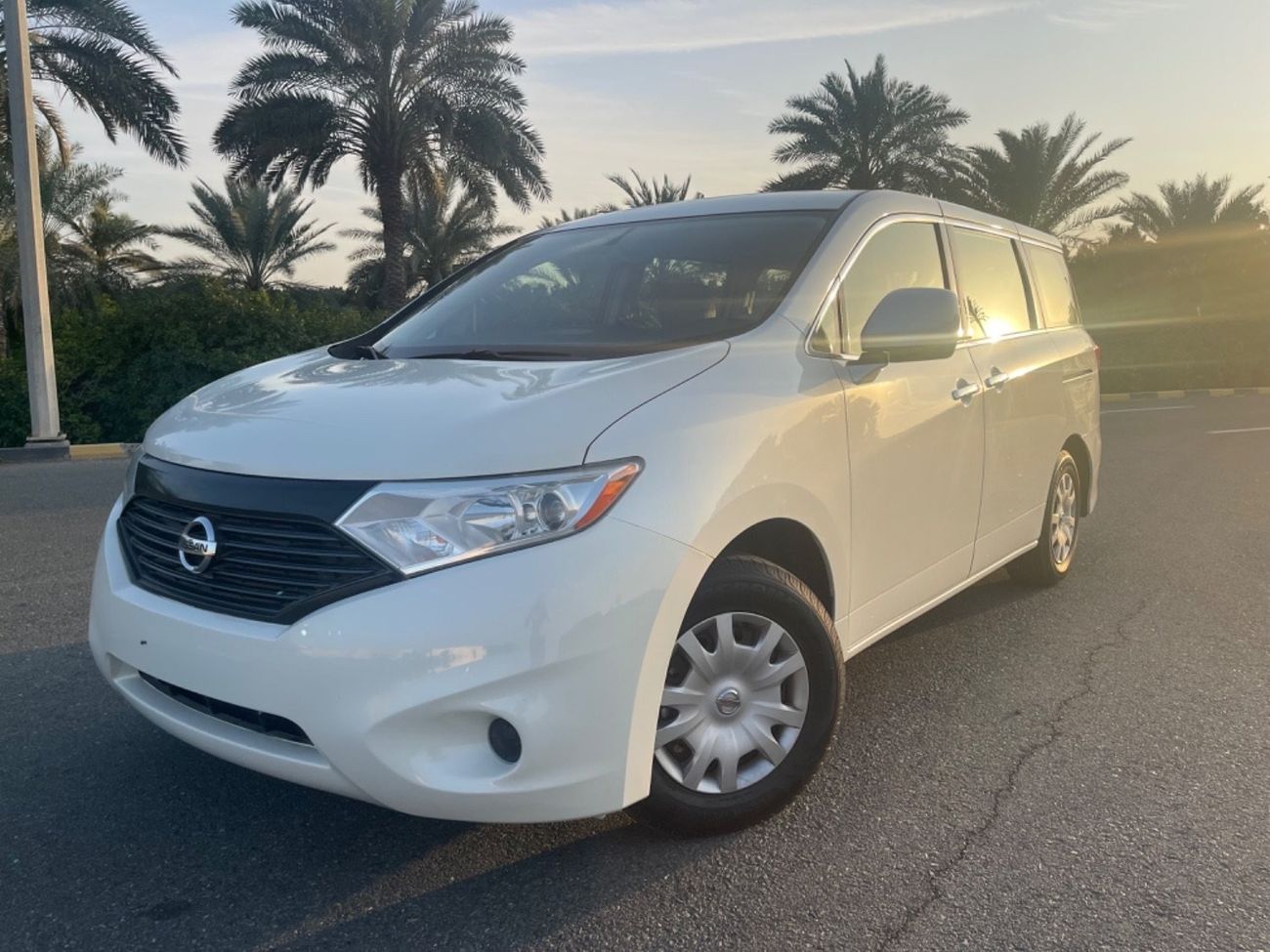 Nissan Quest NISSAN _ QUEST _Model 2013 - VERY GOOD CONDITION