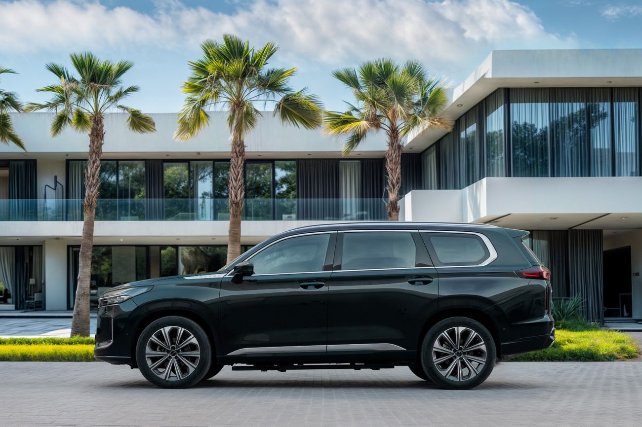 إكسيد VX VX Luxury | 1,665 P.M | 0% Downpayment | Perfect Condition!