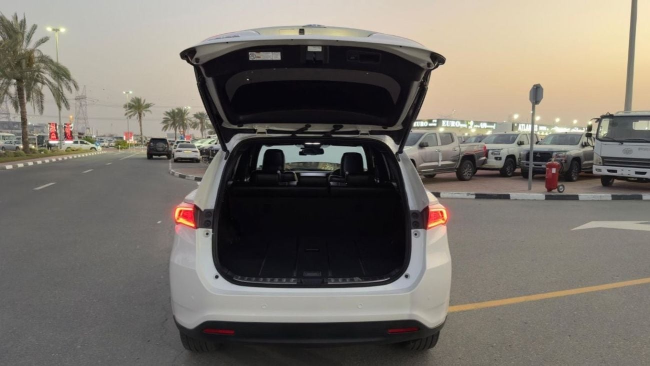 تويوتا هاريار -