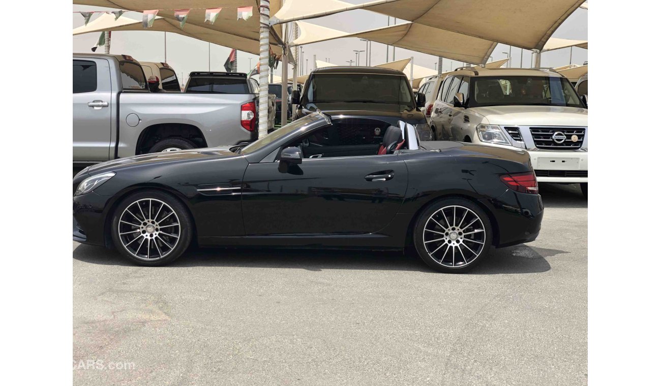 Mercedes-Benz SLC 200 خليجي مالك واحد فول اوبشن ضملن لغاية 2023 من كالة مرسيديس