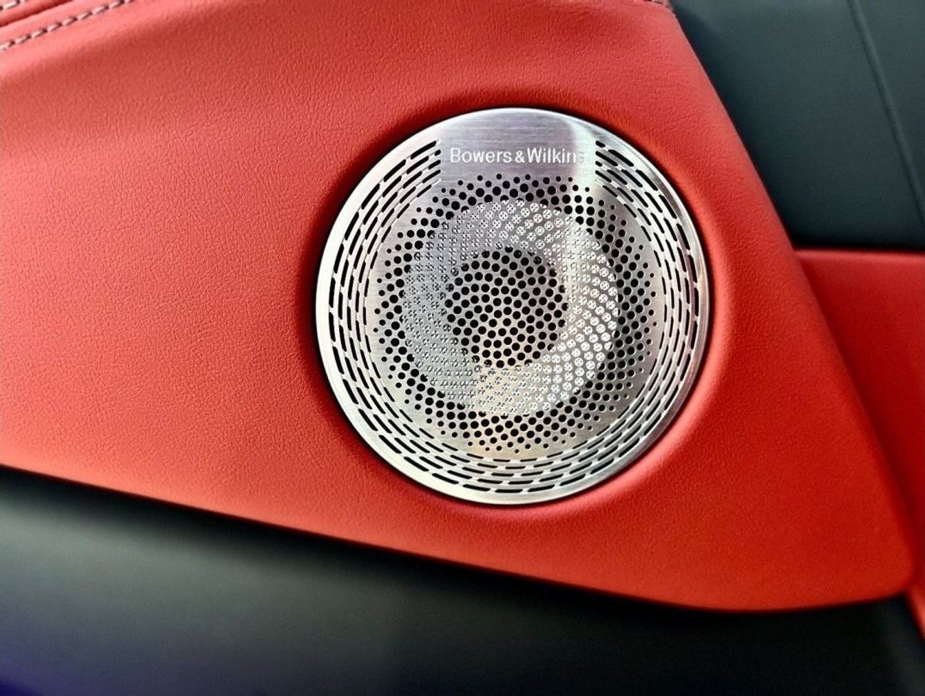 بي أم دبليو XM Brand new BMW XM