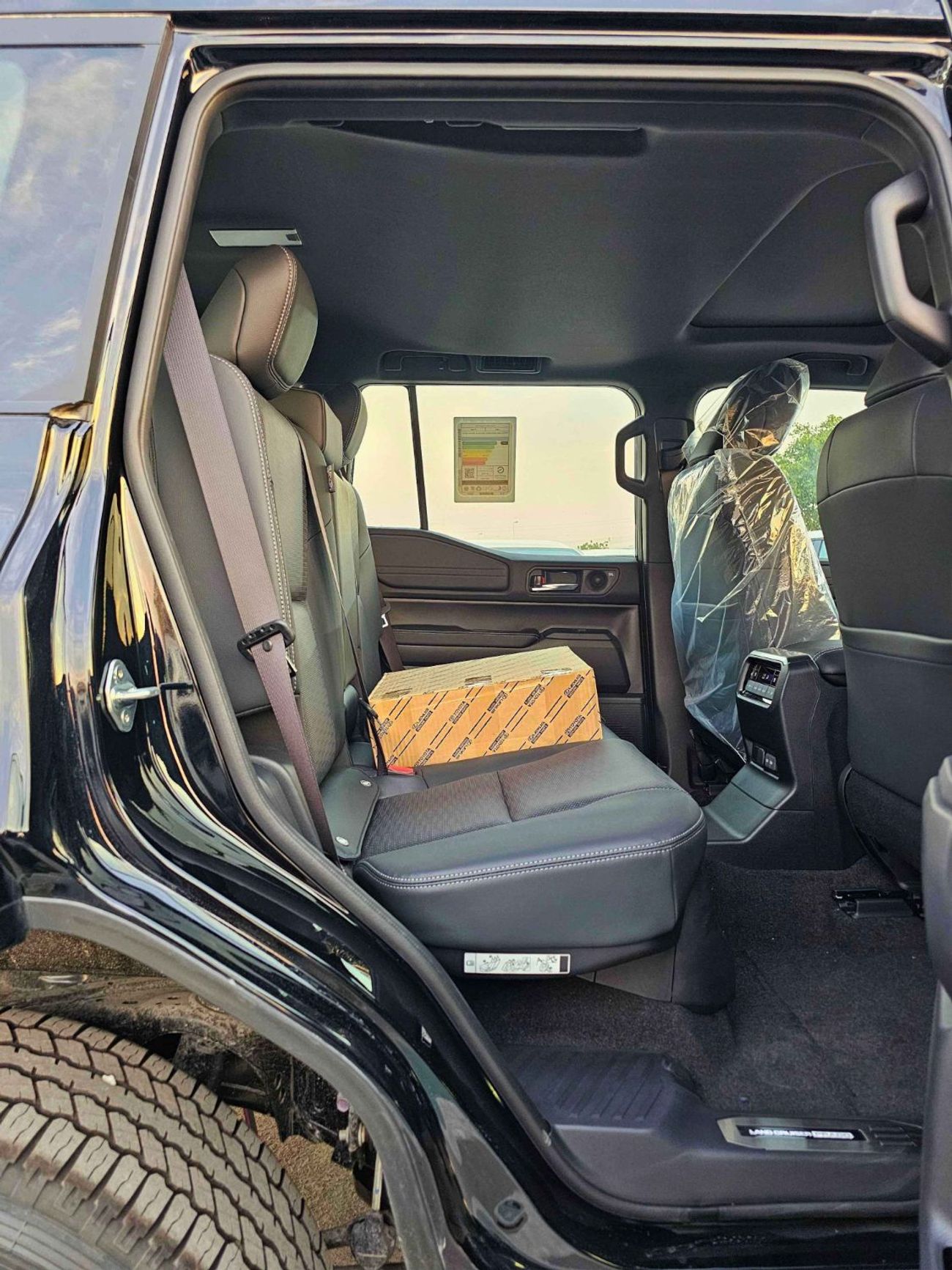 تويوتا برادو TURBO LUXURY / 2.8L DIESEL / RADAR / LEATHER WITH MEMORY SEATS / AVS SIDE MOULDING (CODE # PDLX2)