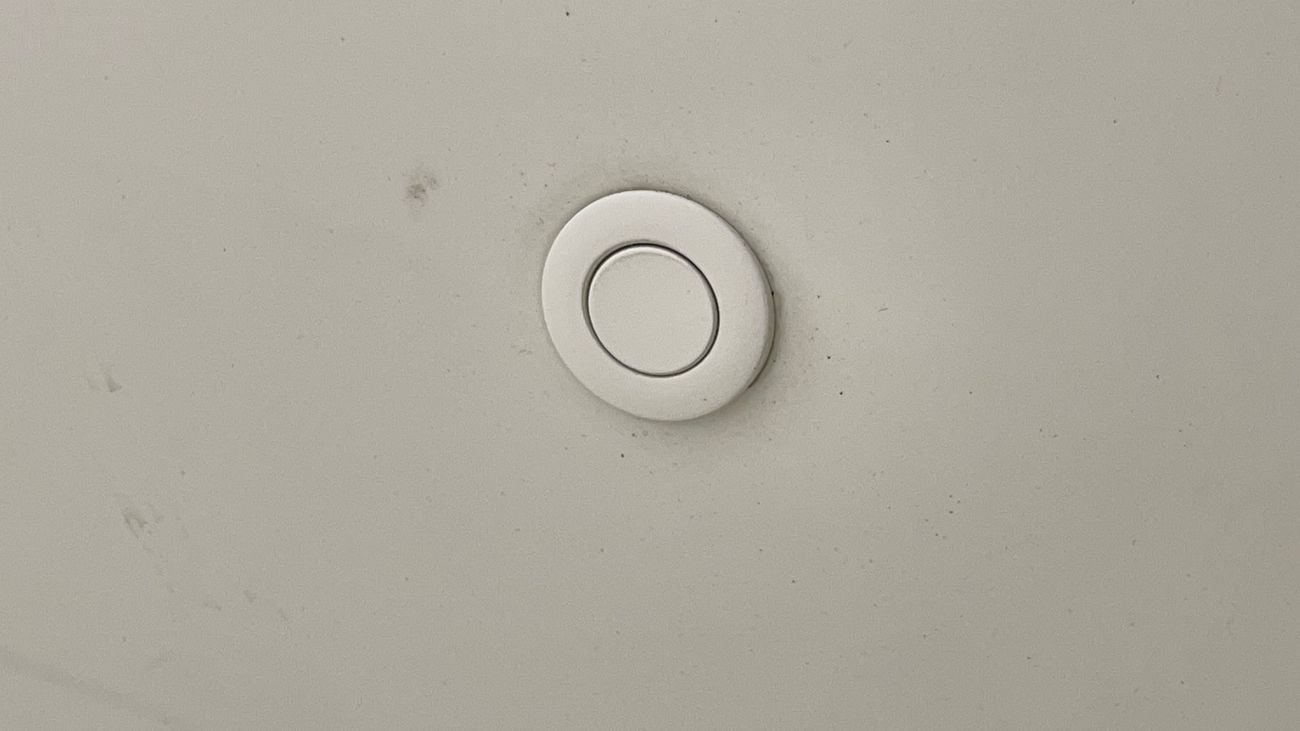 Nissan Sunny SV 1.5 | Zero Down Payment | Home Test Drive