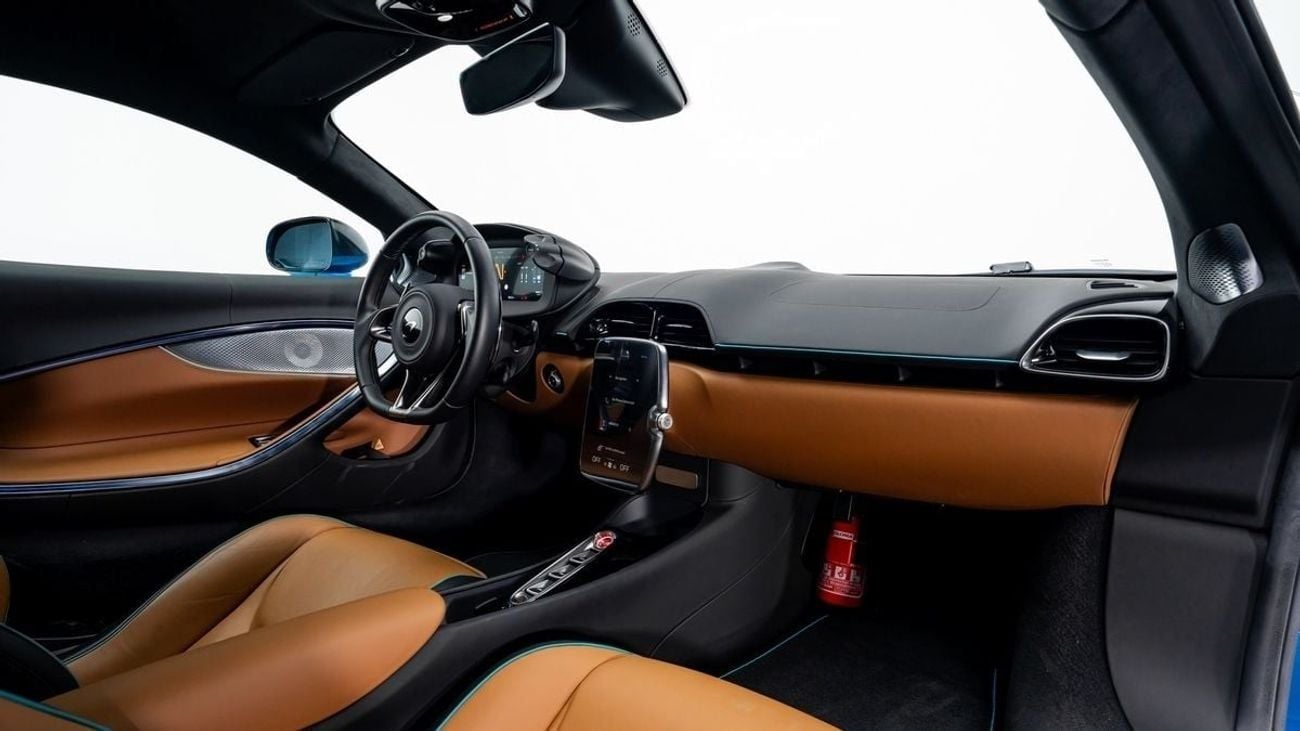 McLaren Artura 2023 - GCC - Under Warranty