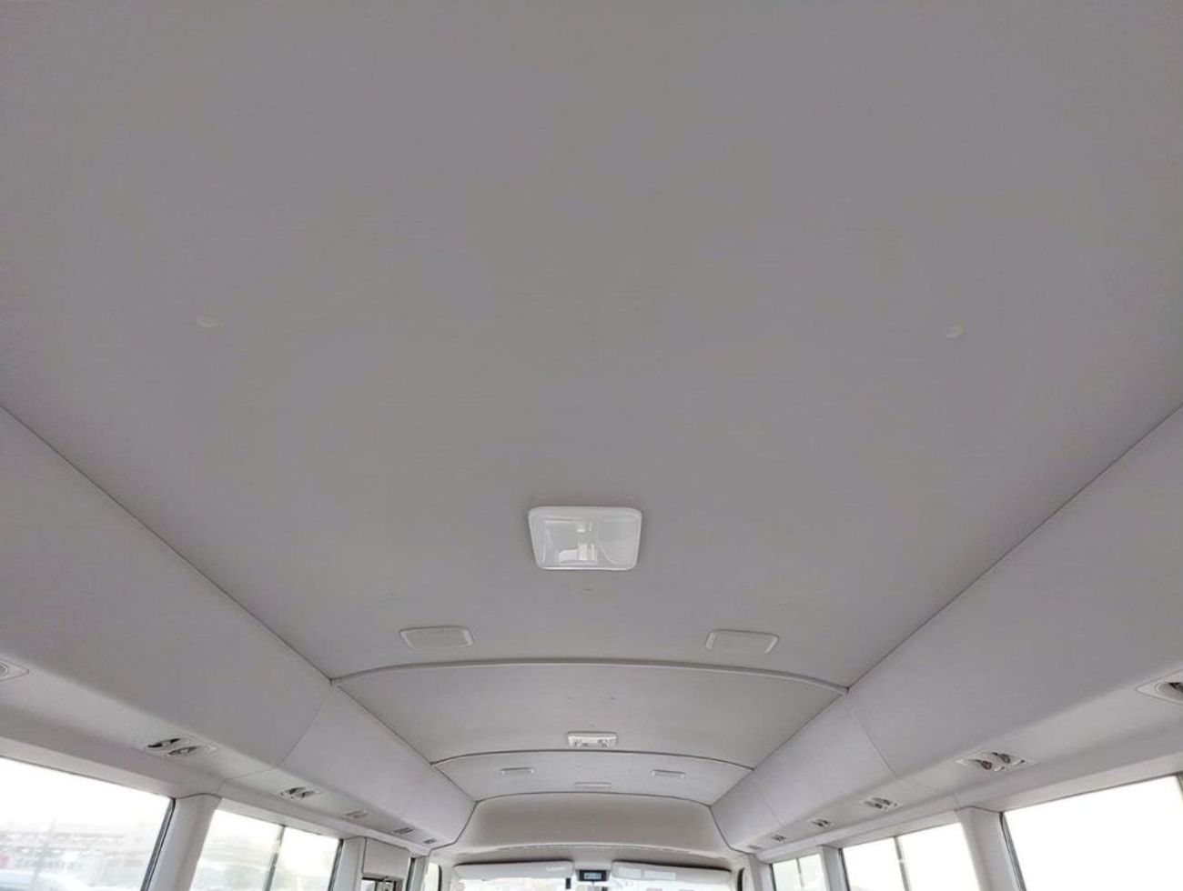 Toyota Coaster TOYOTA COASTER BUS RIGHT HAND DRIVE(PM02252)