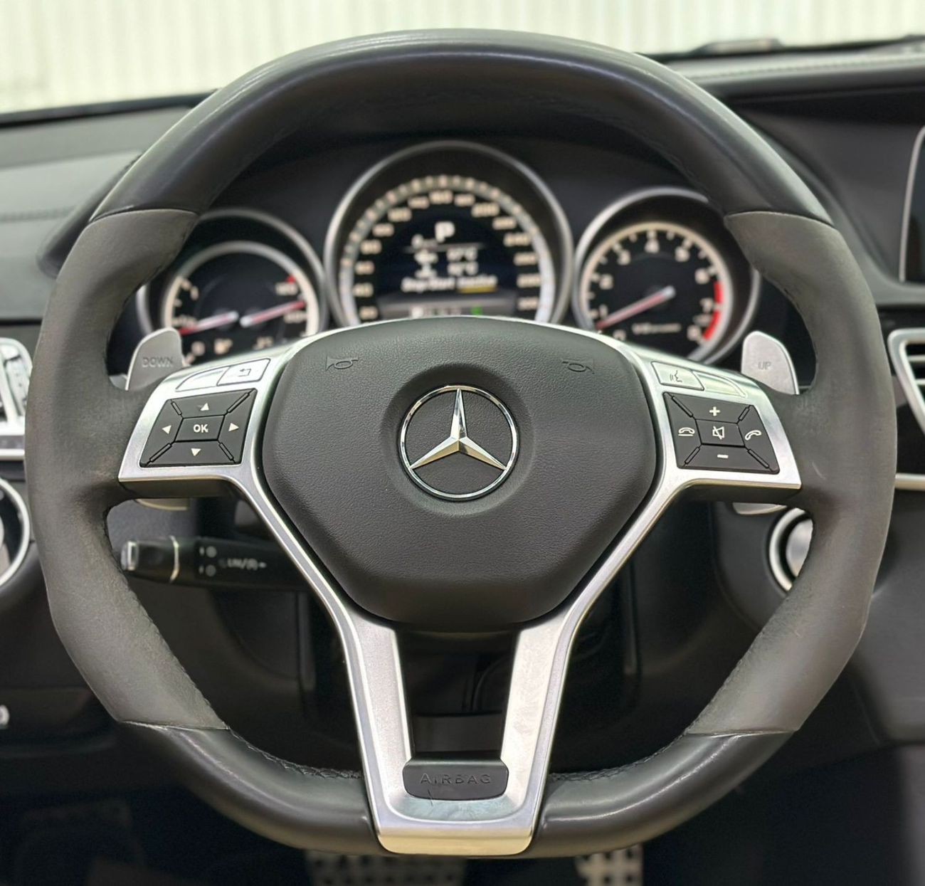 Mercedes-Benz E 63 AMG Std 5.5L 2015 Mercedes Benz E63 AMG, Service History, Full Options, Excellent Condition, GCC