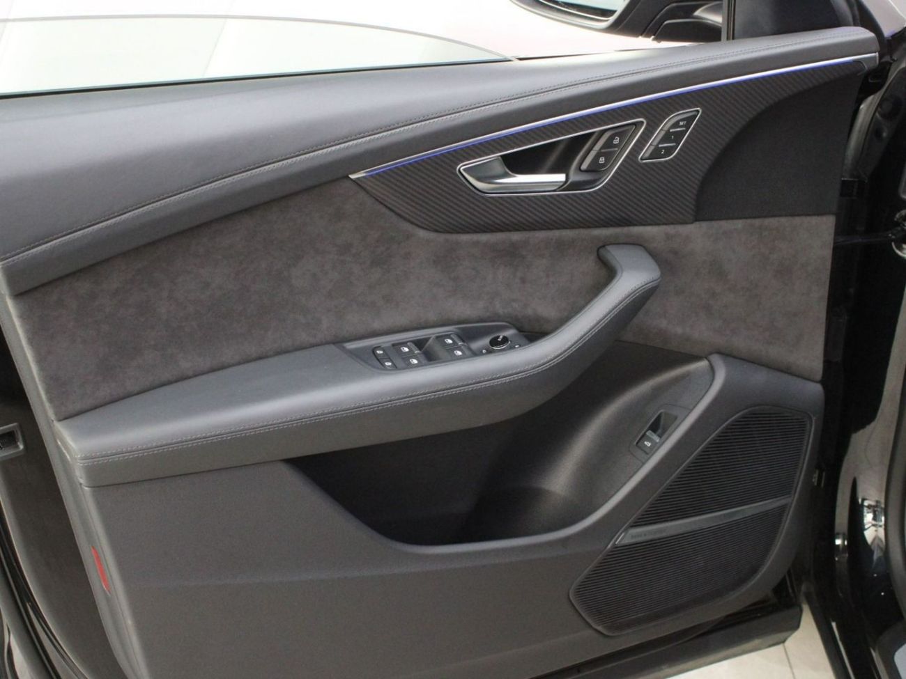 Audi RS Q8 TFSI quattro 4.0L