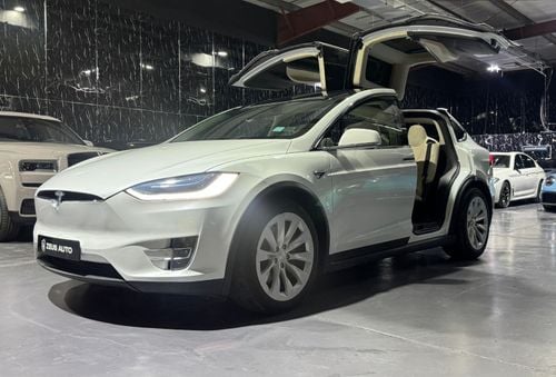 Tesla Model X 75D 2018 Tesla Model X, Full Service History, Carbon Fiber Package, Excellent Condition, GCC