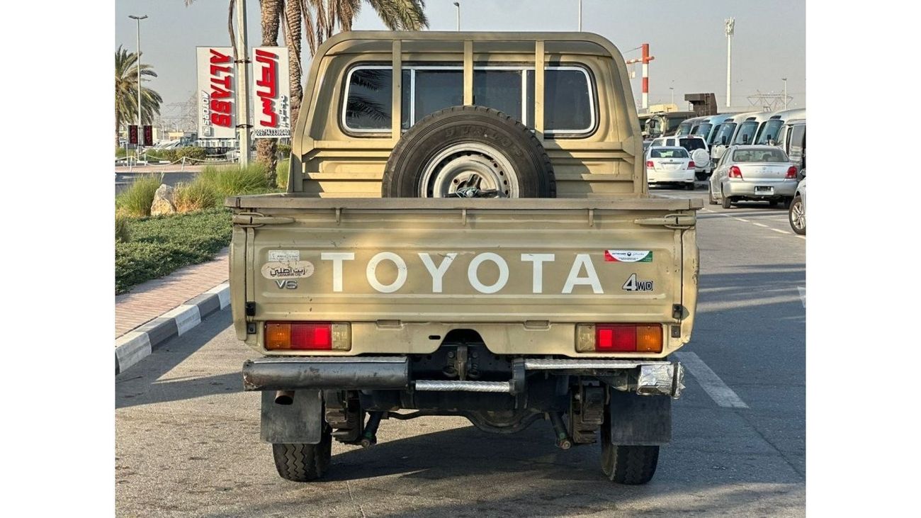 Toyota Land Cruiser Pick Up DOUBLE CABIN PICKUP | LHD | 4.0L PETROL ENGINE | 2013 | 4 X 4