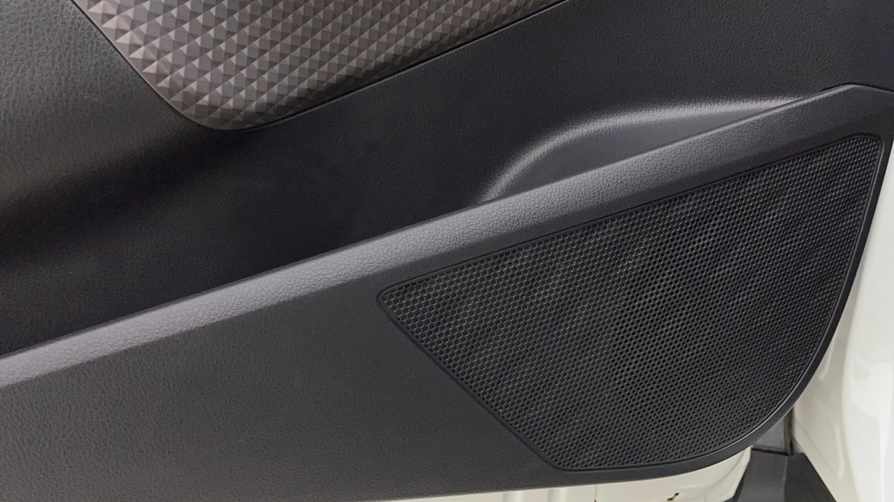 تويوتا CHR VX 1.8 | بدون دفعة مقدمة | اختبار القيادة في المنزل