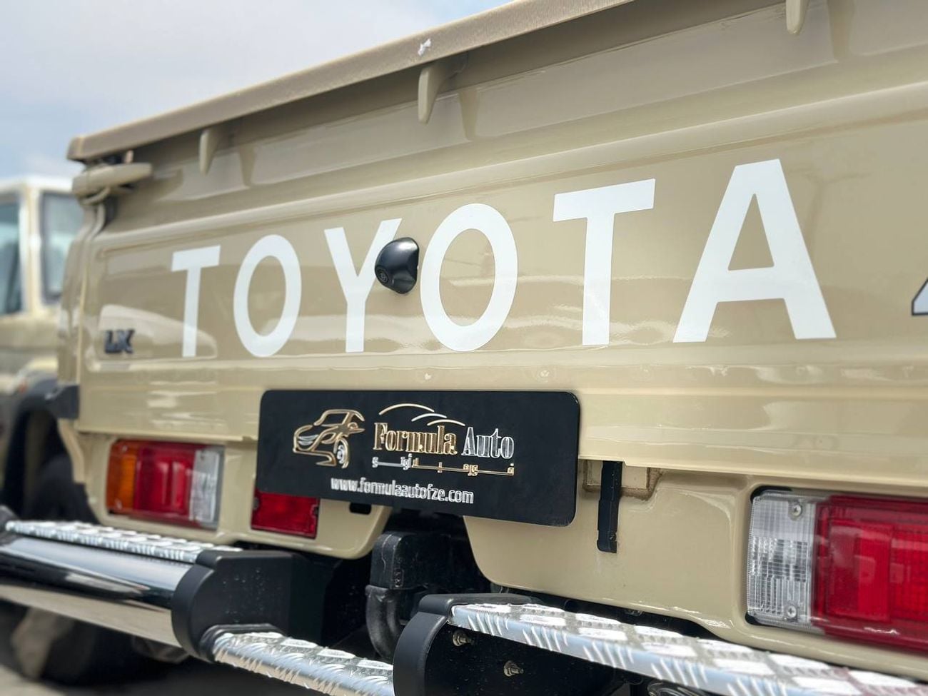 Toyota Land Cruiser Pick Up S/C LC79 2.8L DSL M/T // 2026 // STD Option Diff Lock , DVD&Back Camera // Special Offer // By Formu