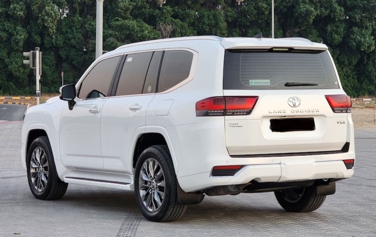 Toyota Land Cruiser 2022 VXR Twin Turbo Full Option Very Clean And Perfect Condition