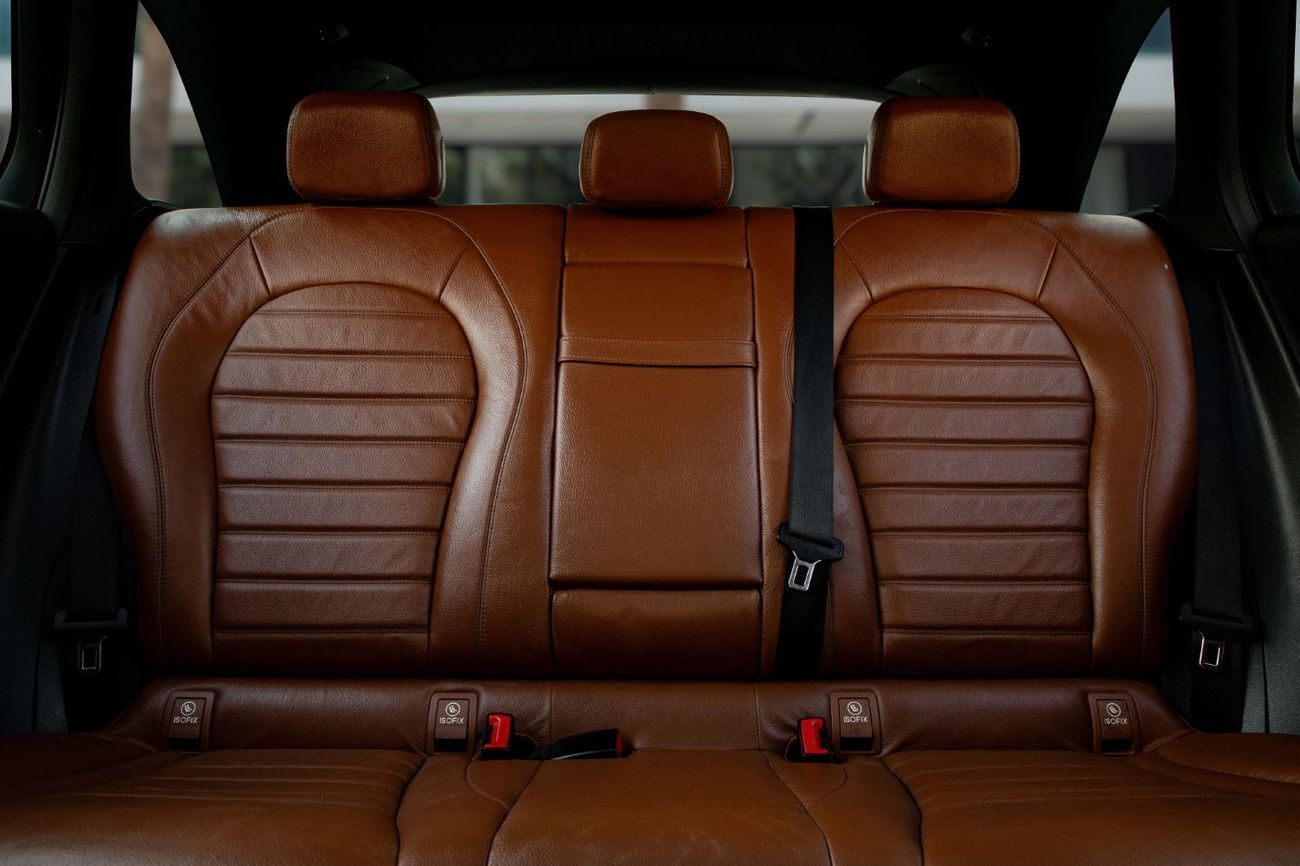 Mercedes-Benz GLC 250 1,858 P.M  | 0% Downpayment | AMG | 4Matic | Dual Sunroof!