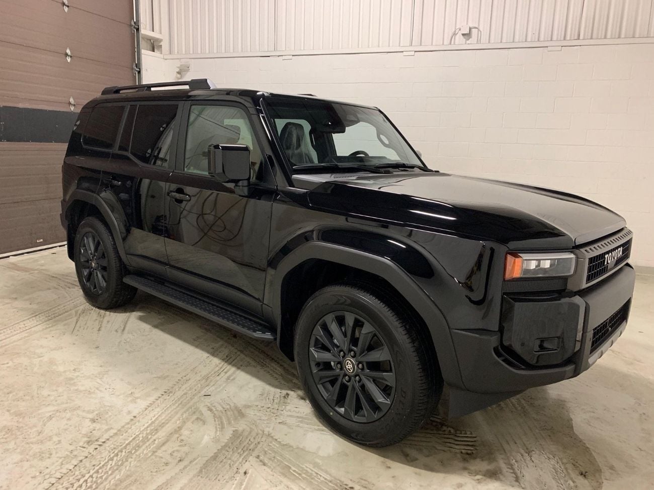 تويوتا برادو 26/26 PREMIUM HYBRID MAX