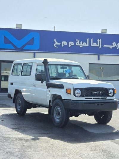 تويوتا لاند كروزر 70 LC 78 HARDTOP 4.0L MT GRJ78 4.0L PETROL M/T 9 SEATER HARDTOP GCC SPECIFICATION