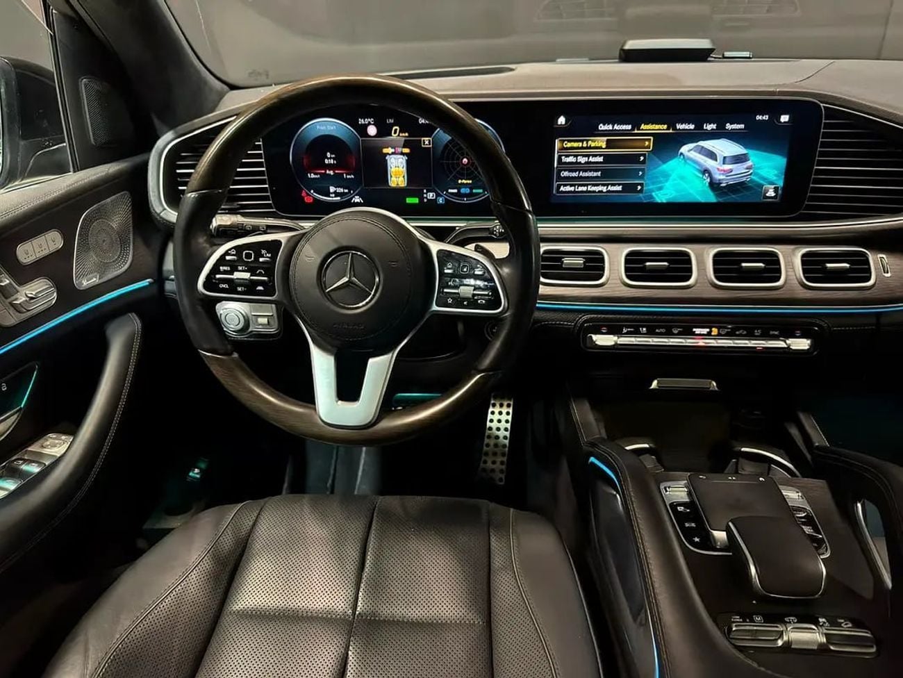 Mercedes Benz GLS580 STD | Ultra Low KM | V8 | AED 179,999