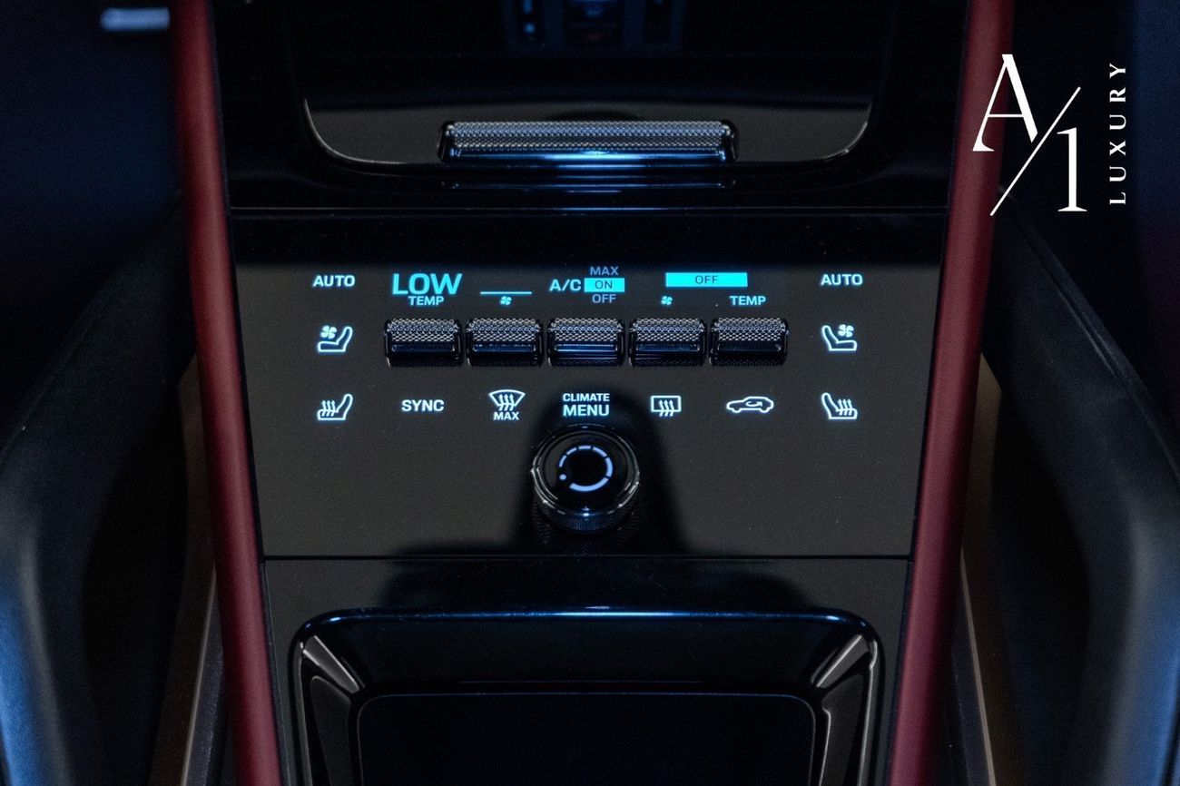 Porsche Cayenne 2024 Cayenne Turbo GT, Carbon Roof, Sport Exhaust System, Ceramic Brakes, GCC Specs