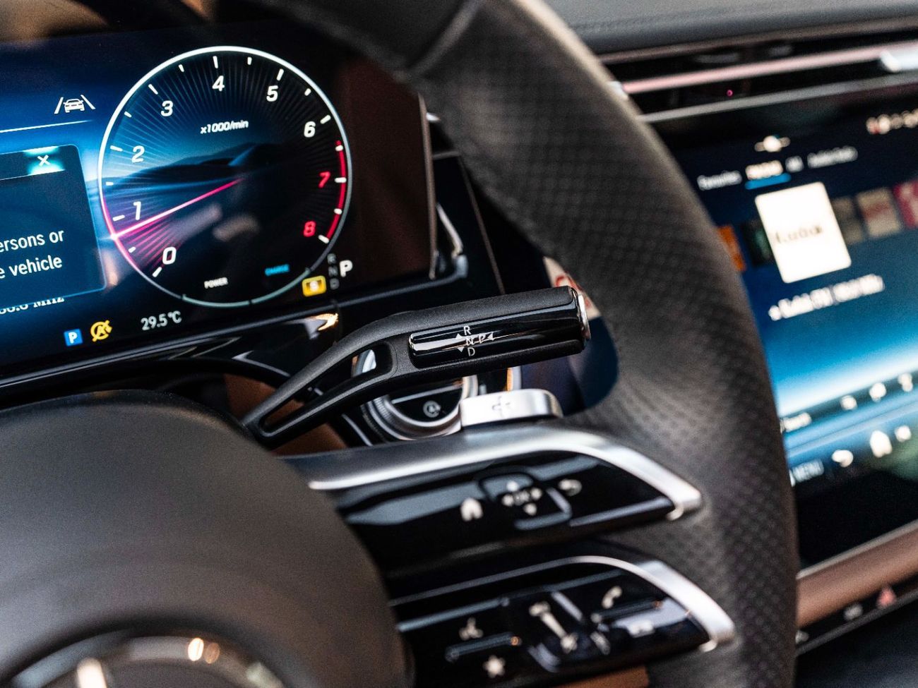 مرسيدس بنز E300 E300