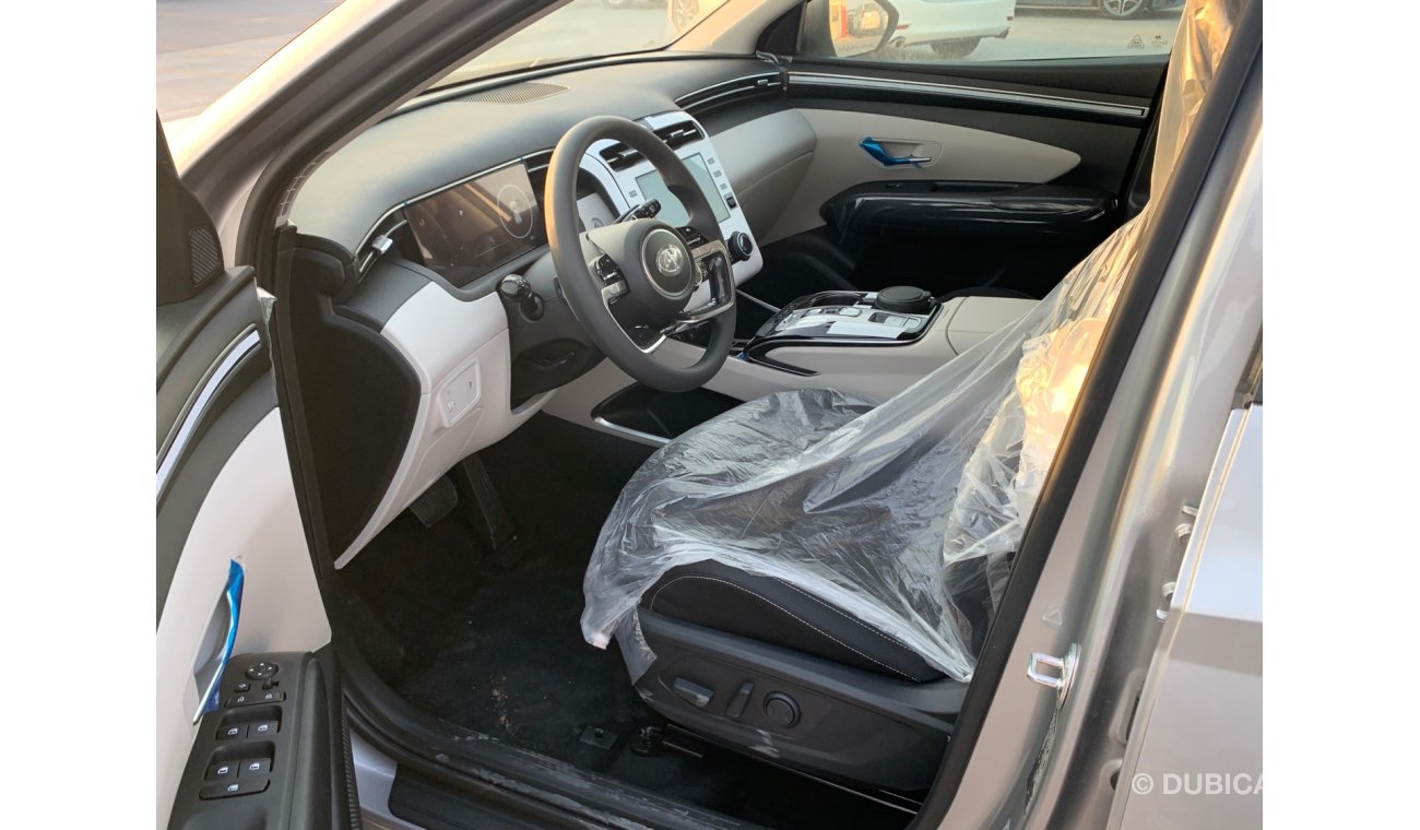 Hyundai Tucson MODEL 2022 PANORAMIC SUNROOF 1600 CC