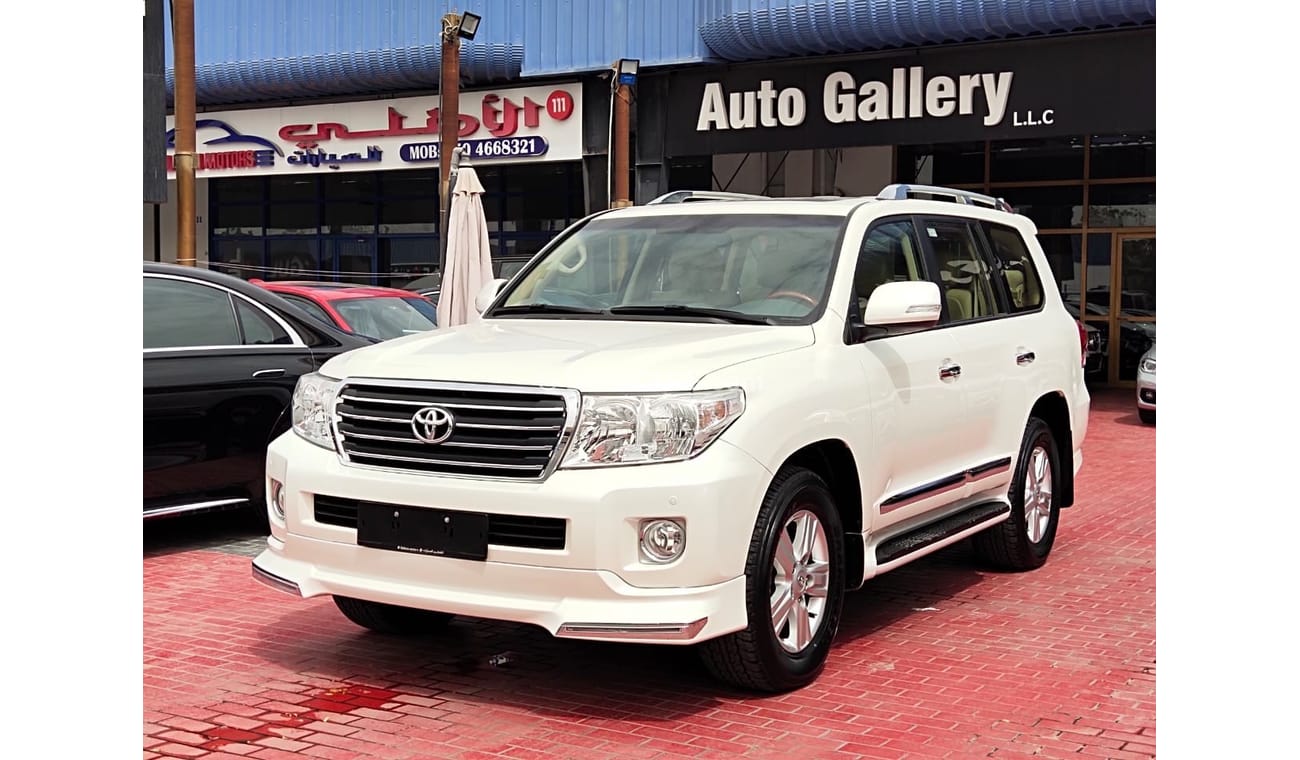 Toyota Land Cruiser GXR 60TH Anniversary V6 2015 GCC