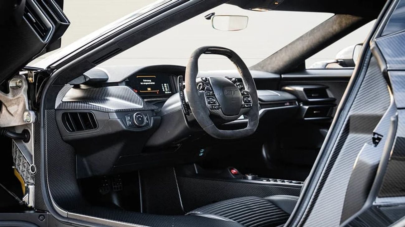 فورد جي تي LIQUID CARBON 1 OF 25 + FULL CARBON BODY !!!