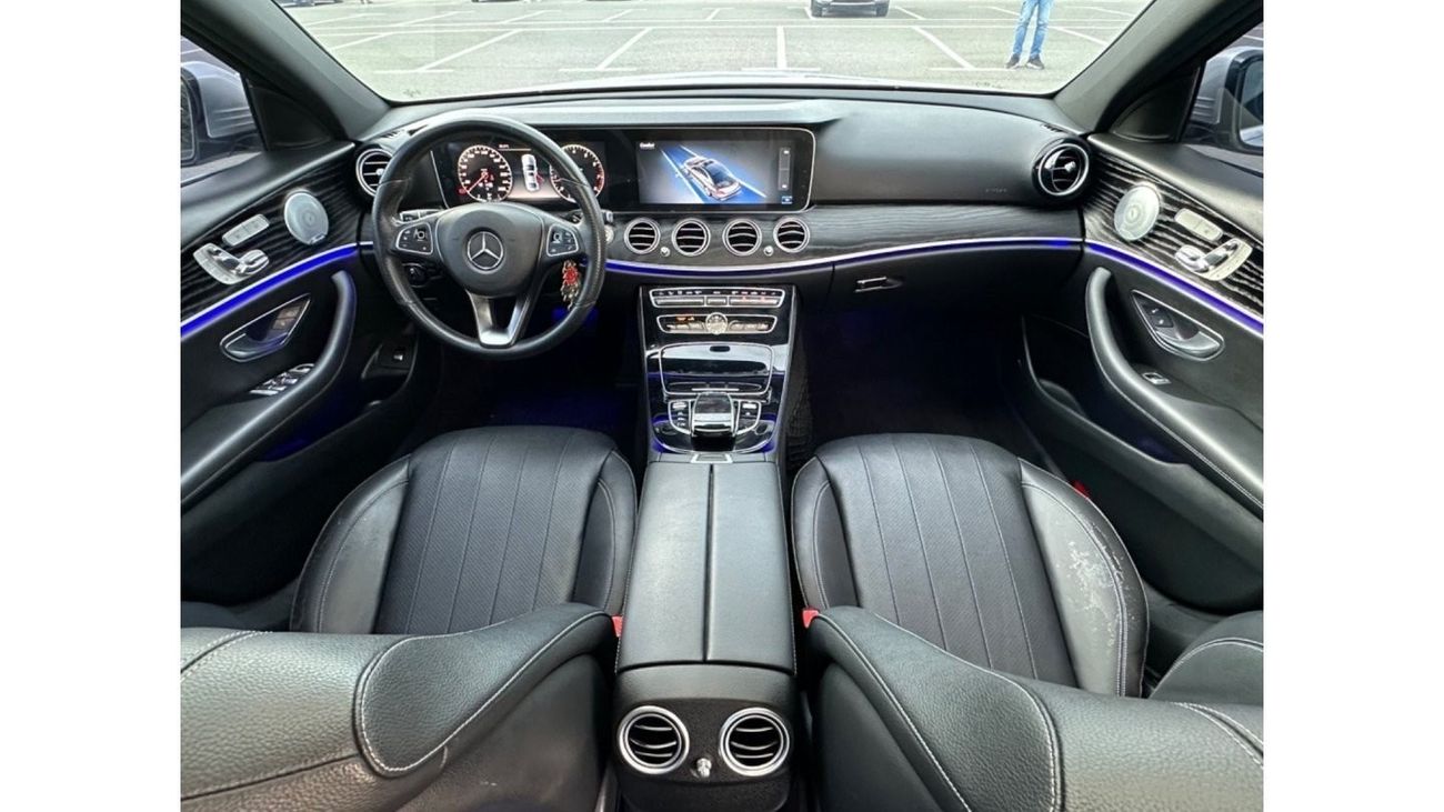 Mercedes-Benz E300 AMG MERCEDS E300