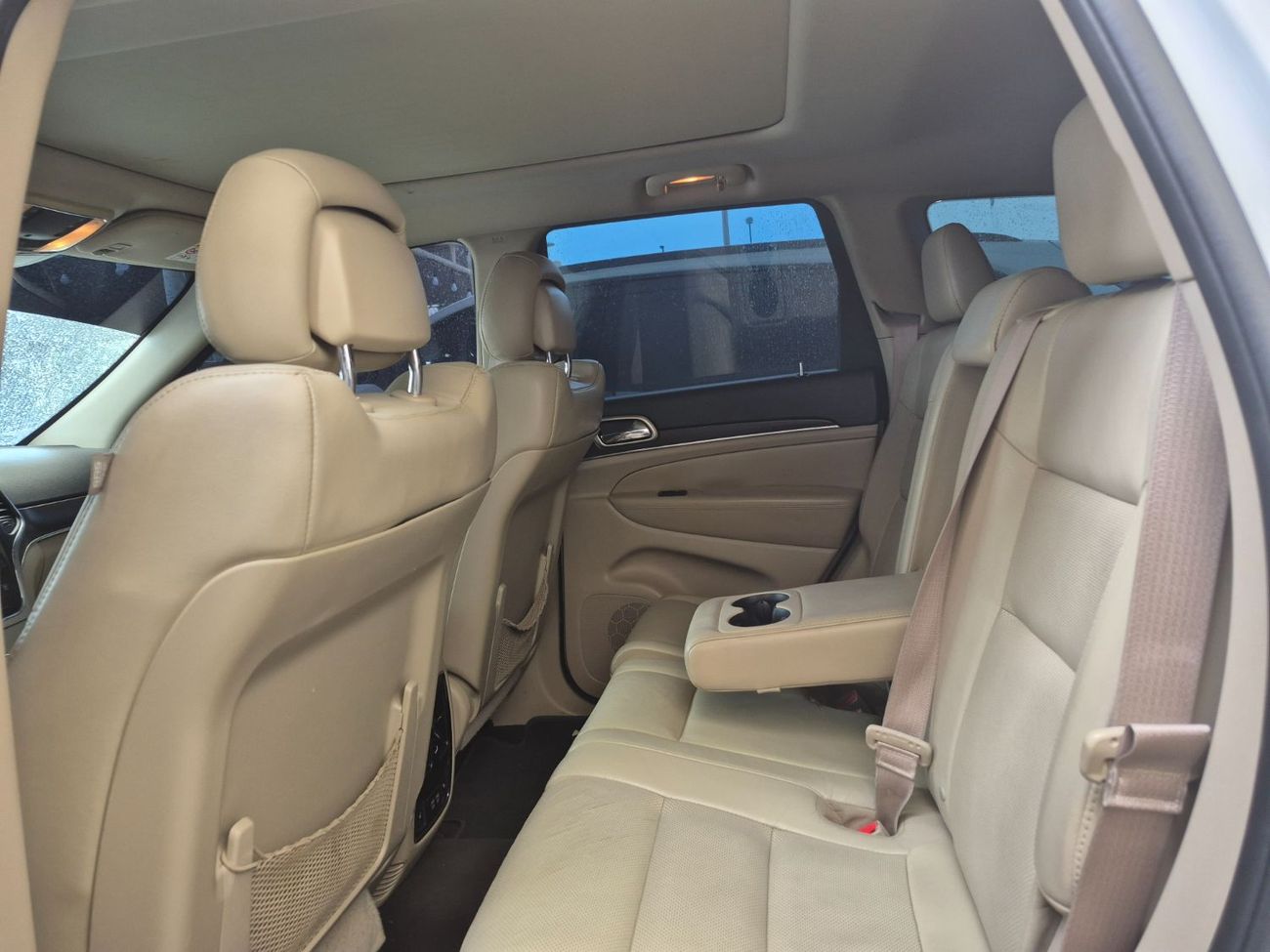 جيب جراند شيروكي Limited 3.6L