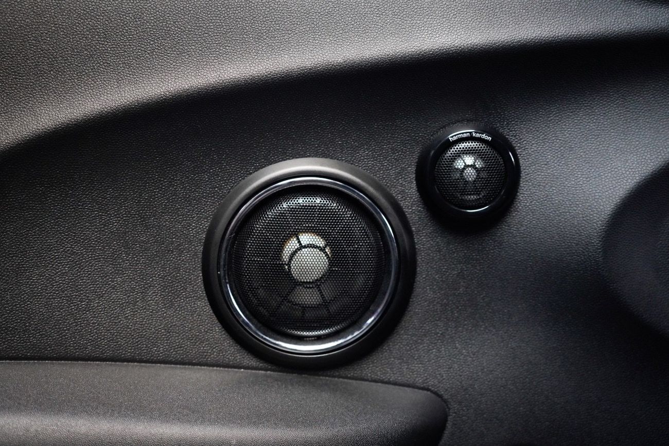 Mini Cooper John Cooper Works 2.0L (231 HP)