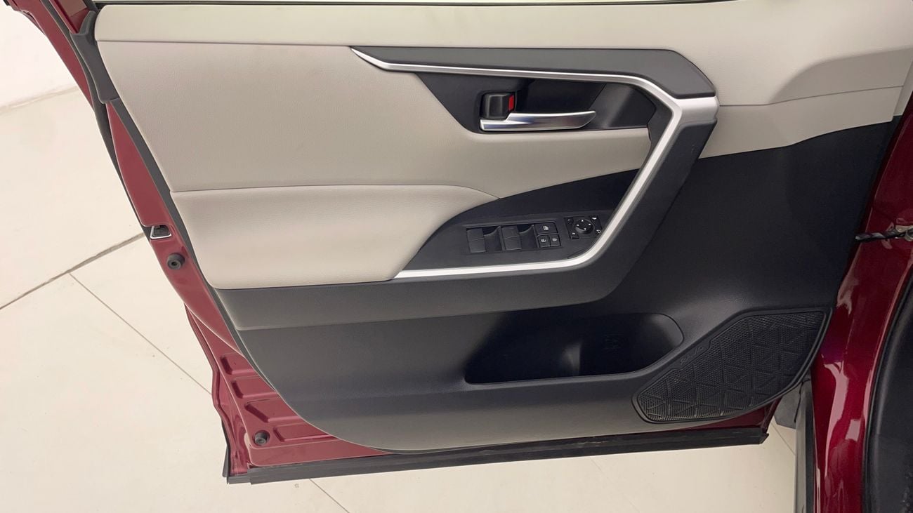 تويوتا راف ٤ ADVENTURE 2.5 | بدون دفعة مقدمة | اختبار القيادة في المنزل