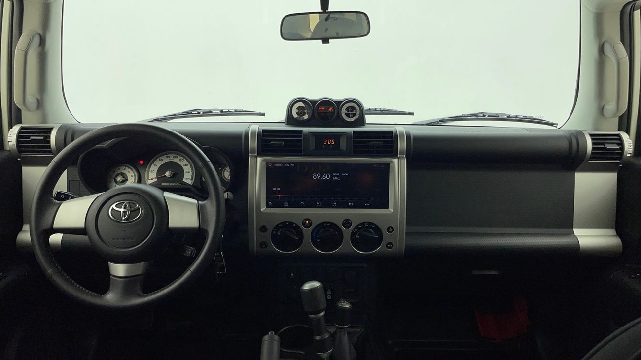 Toyota FJ Cruiser GXR 4 | Zero Down Payment | Home Test Drive