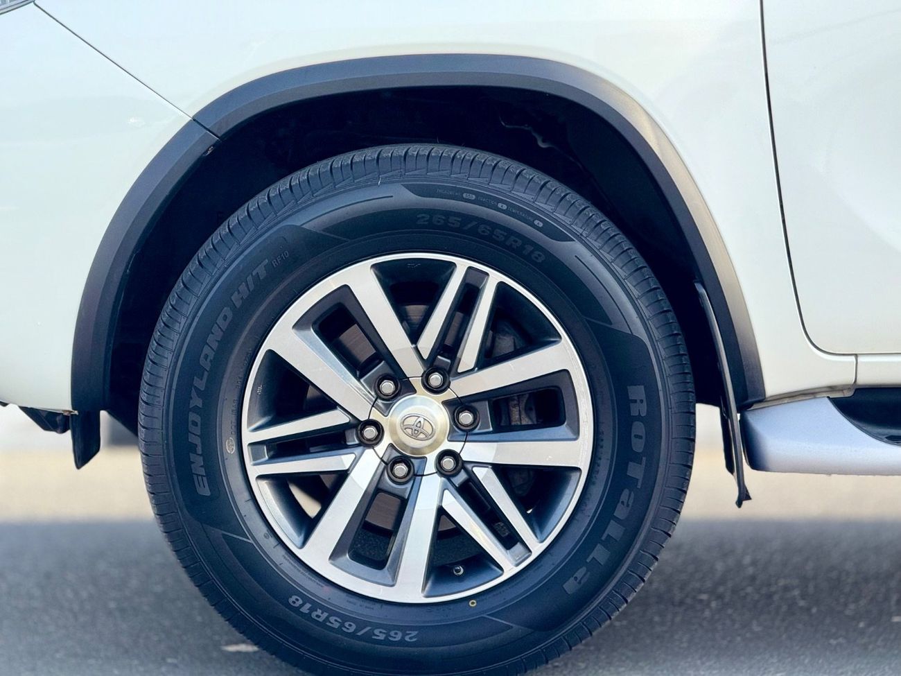 Toyota Fortuner GXR