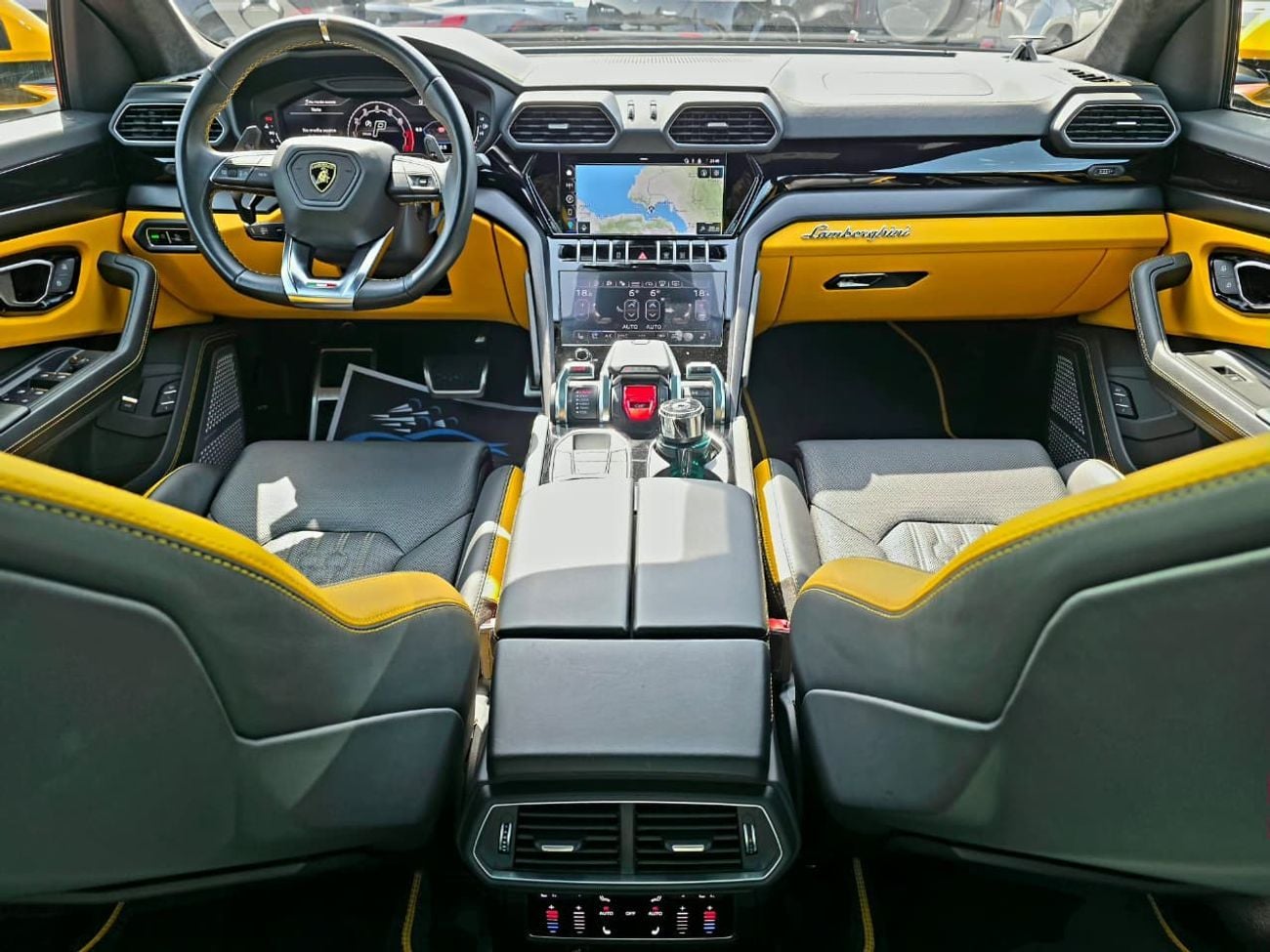 Lamborghini Urus S 4.0T V8 S Canadian Specs Original paint 2023