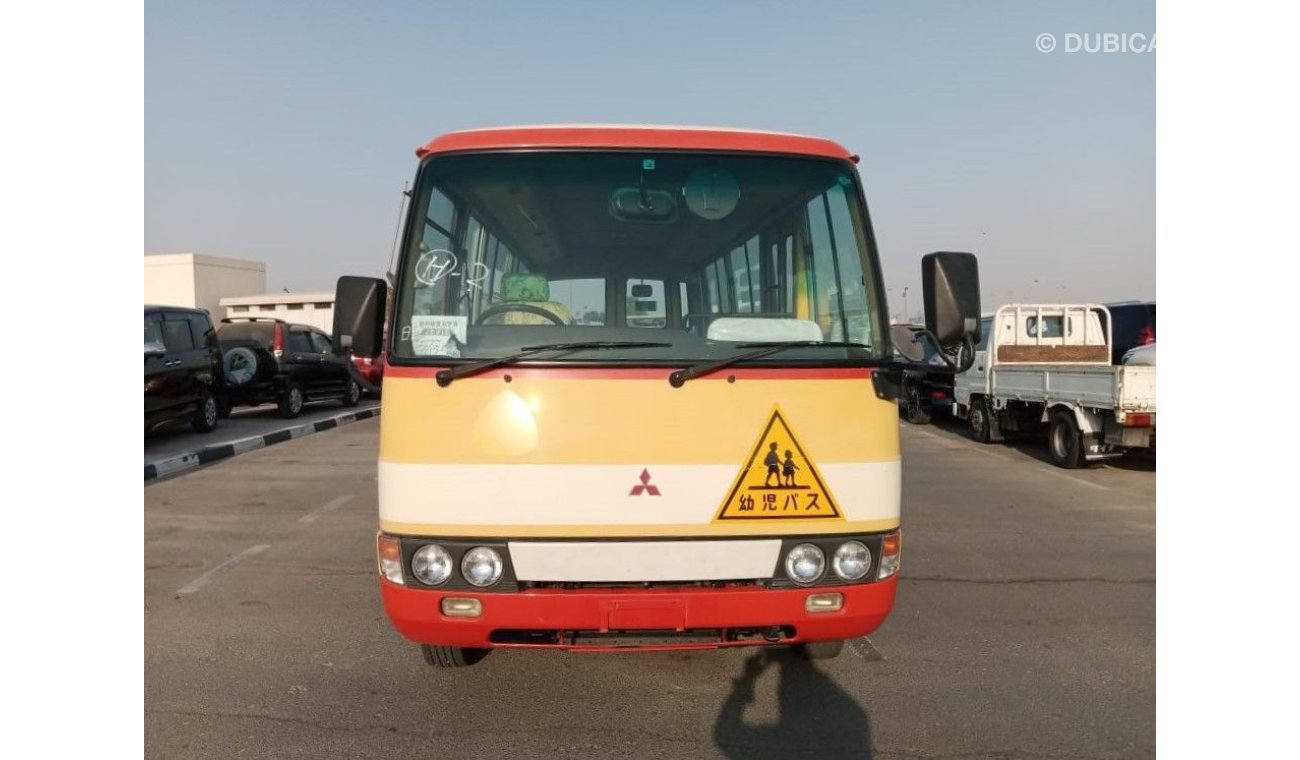 Mitsubishi Rosa MITSUBISHI ROSA BUS RIGHT HAND DRIVE (PM1059)