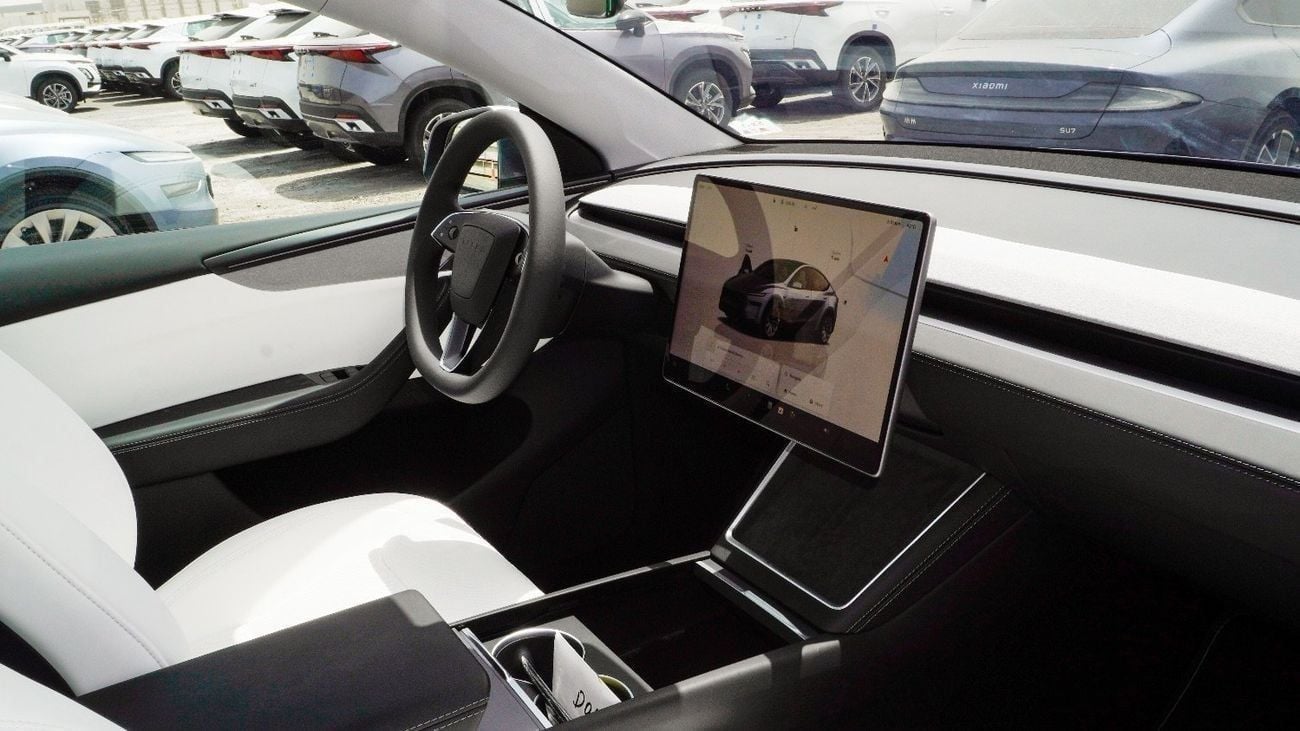 Tesla Model Y Long Range (AWD) || Brand New || 0 KM