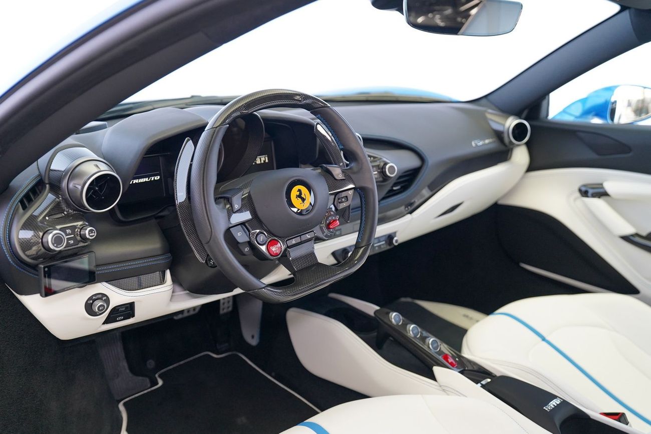 Ferrari F8 Tributo 3.9T V8