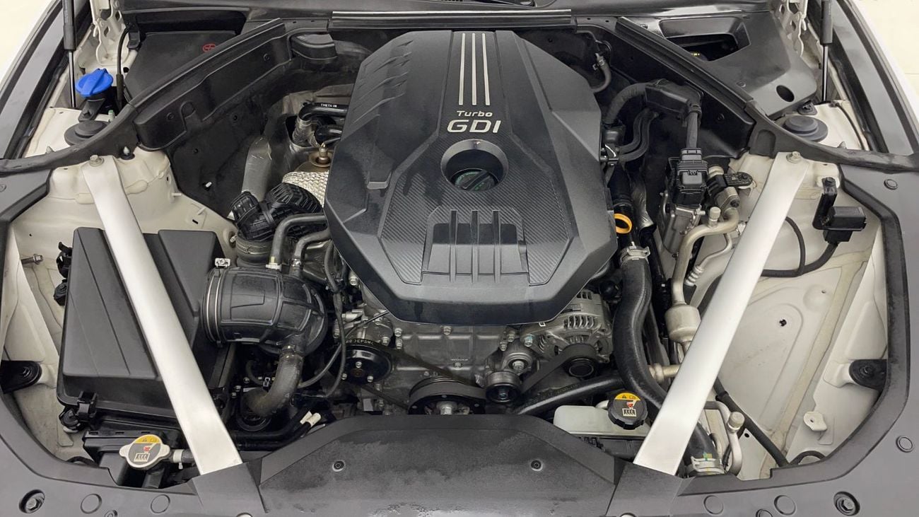 Genesis G70 Premium 2.0L AWD 2L 2018 | 0 DP | 950/Month | 30 Day Return | Service History