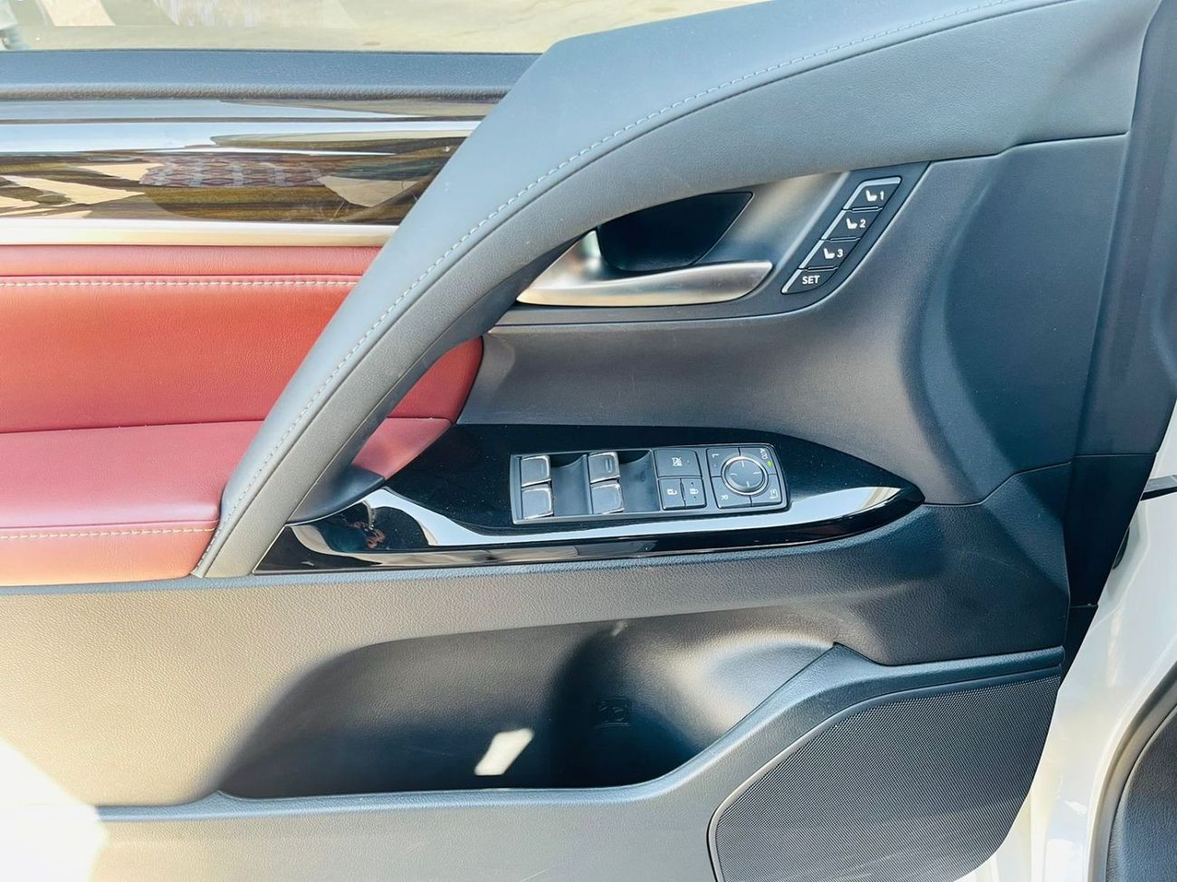 Lexus LX 570 LEXUS LX570 SPORT 27/08/2025 UNTILL WARRANTY FROM ALFUTTAIM